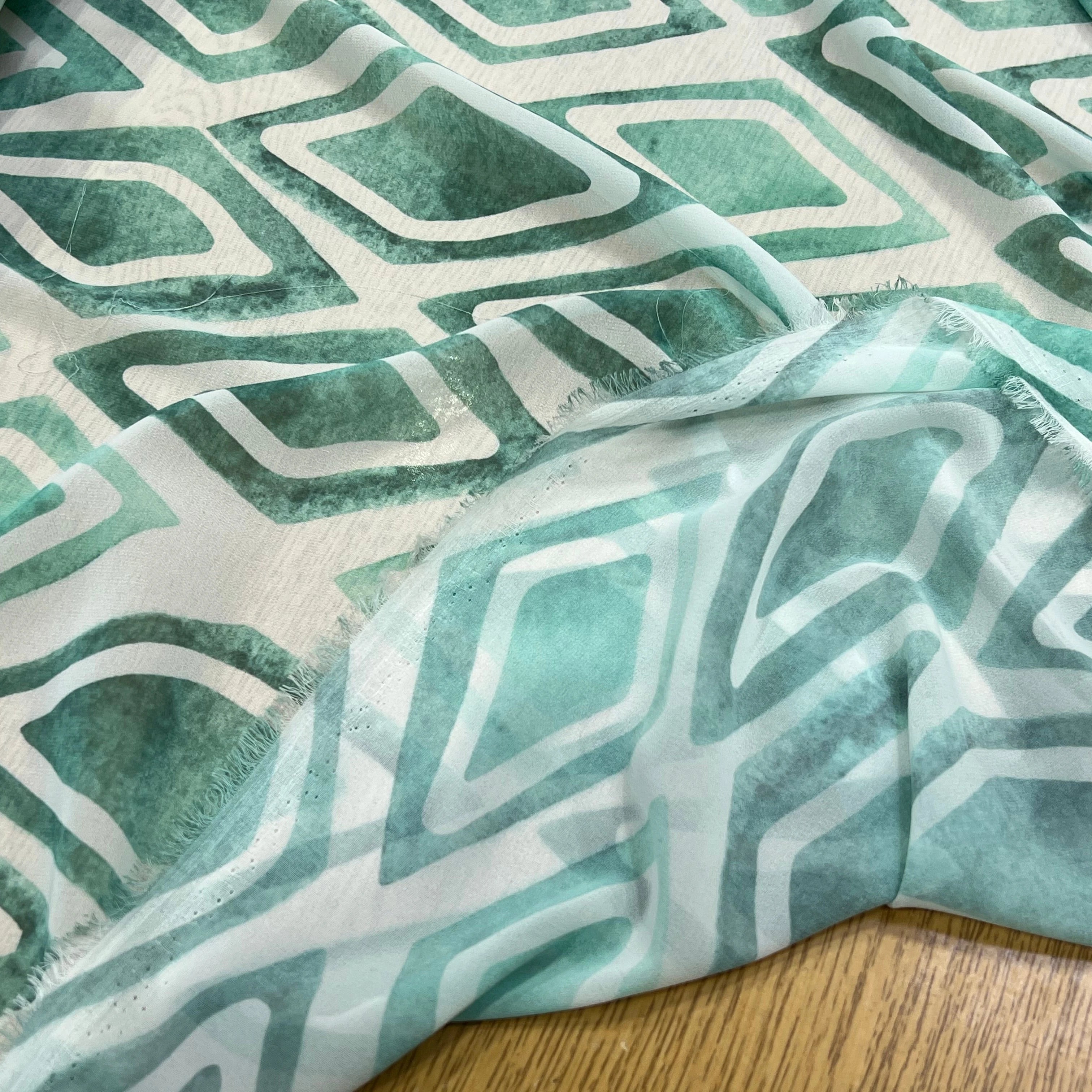 CREPE GEROGETTE LOSANGES VERT D'EAU - My Little Coupon