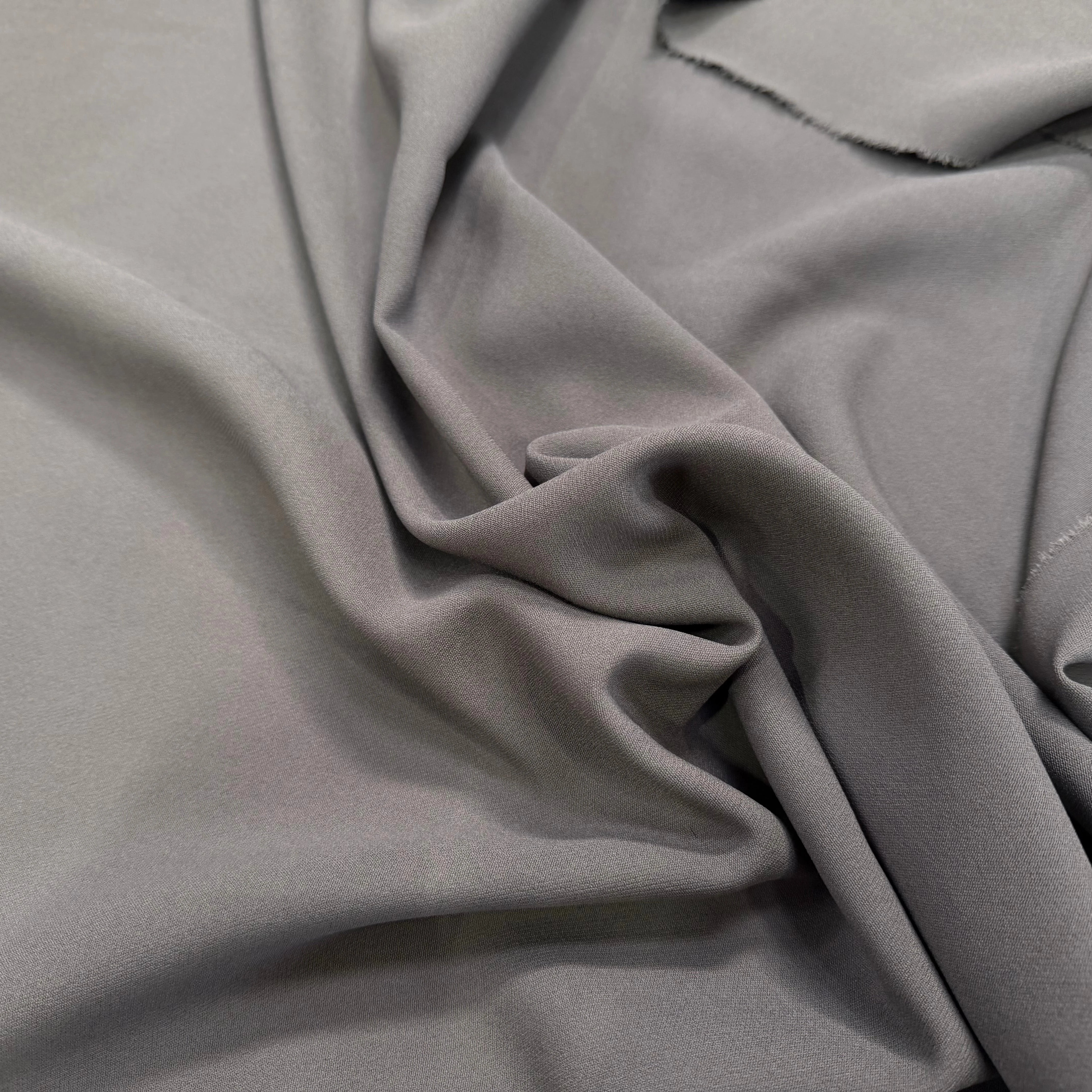 CREPE HUITRE FONCÉ POLYVISOSE BELLE TENUE - My Little Coupon