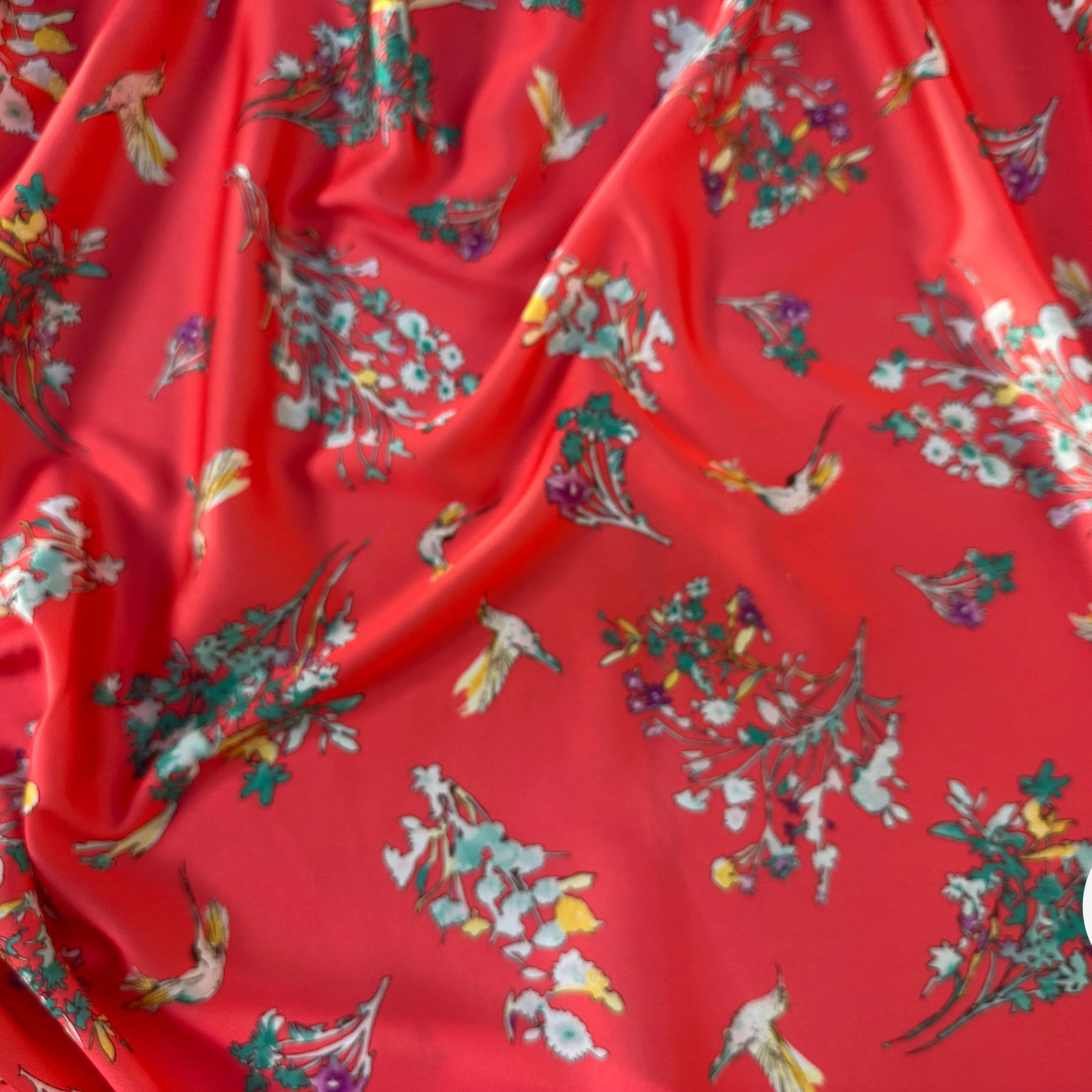 CRÊPE LÉGÈREMENT SATINÉ - My Little Coupon