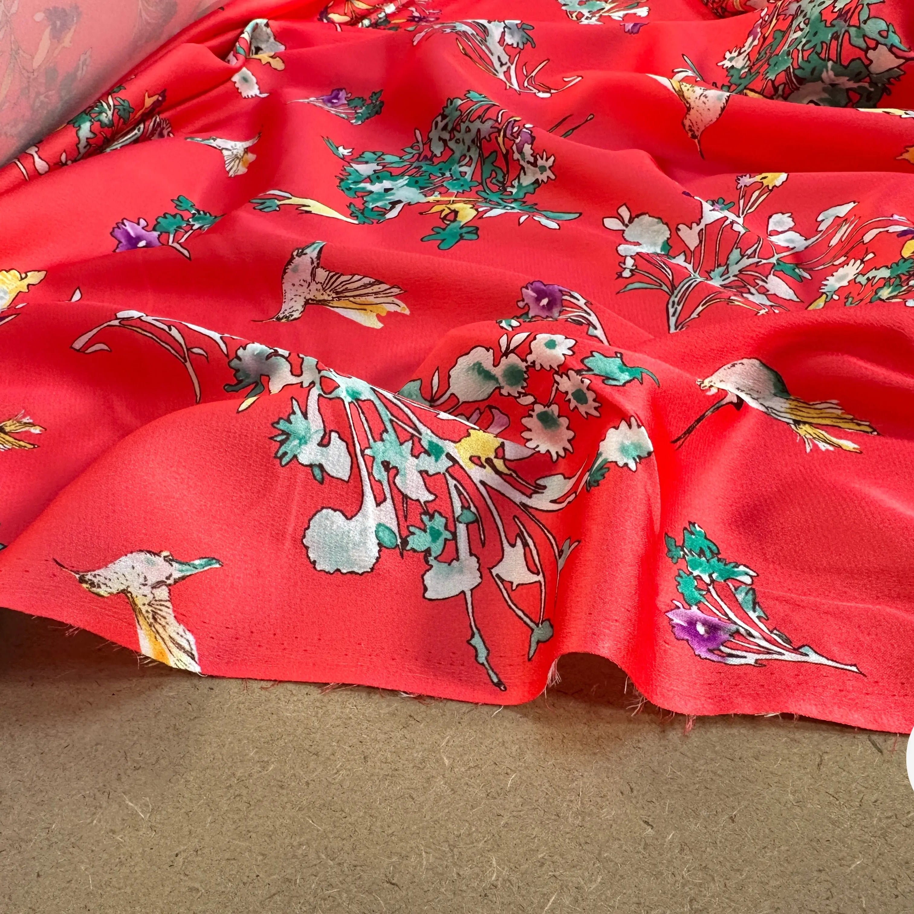 CRÊPE LÉGÈREMENT SATINÉ - My Little Coupon