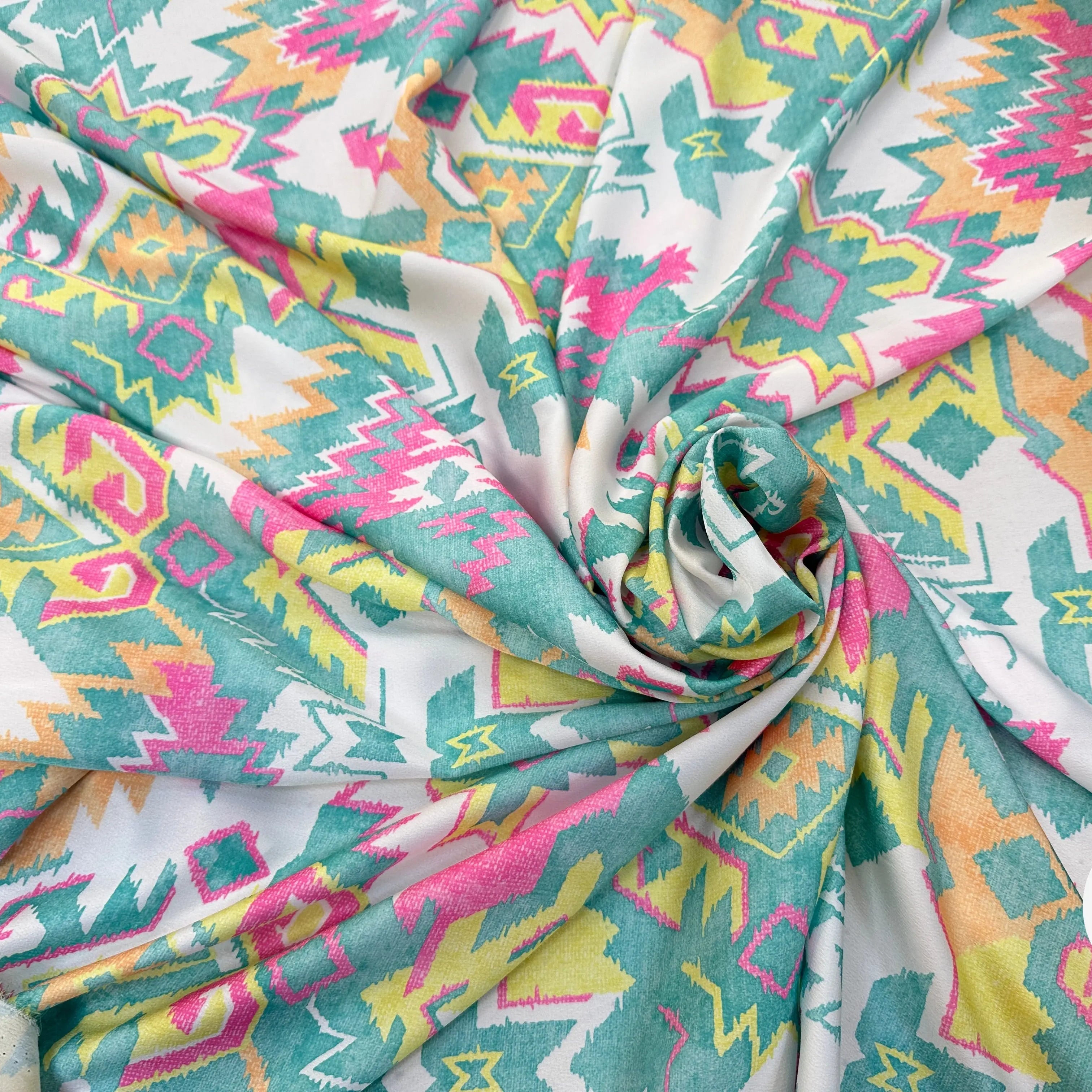 CRÊPE LÉGÈREMENT SATINÉ - My Little Coupon