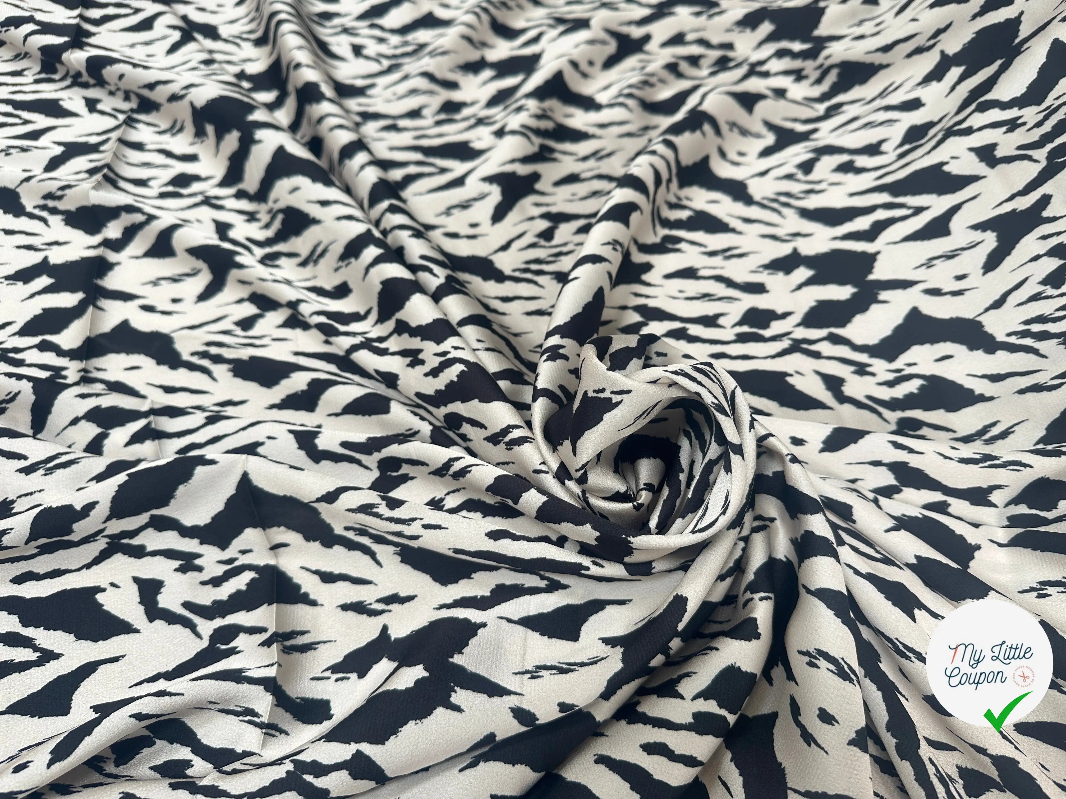 CRÊPE LÉGÈREMENT SATINÉ MOCHU PLEIN KÉ ZOT - My Little Coupon