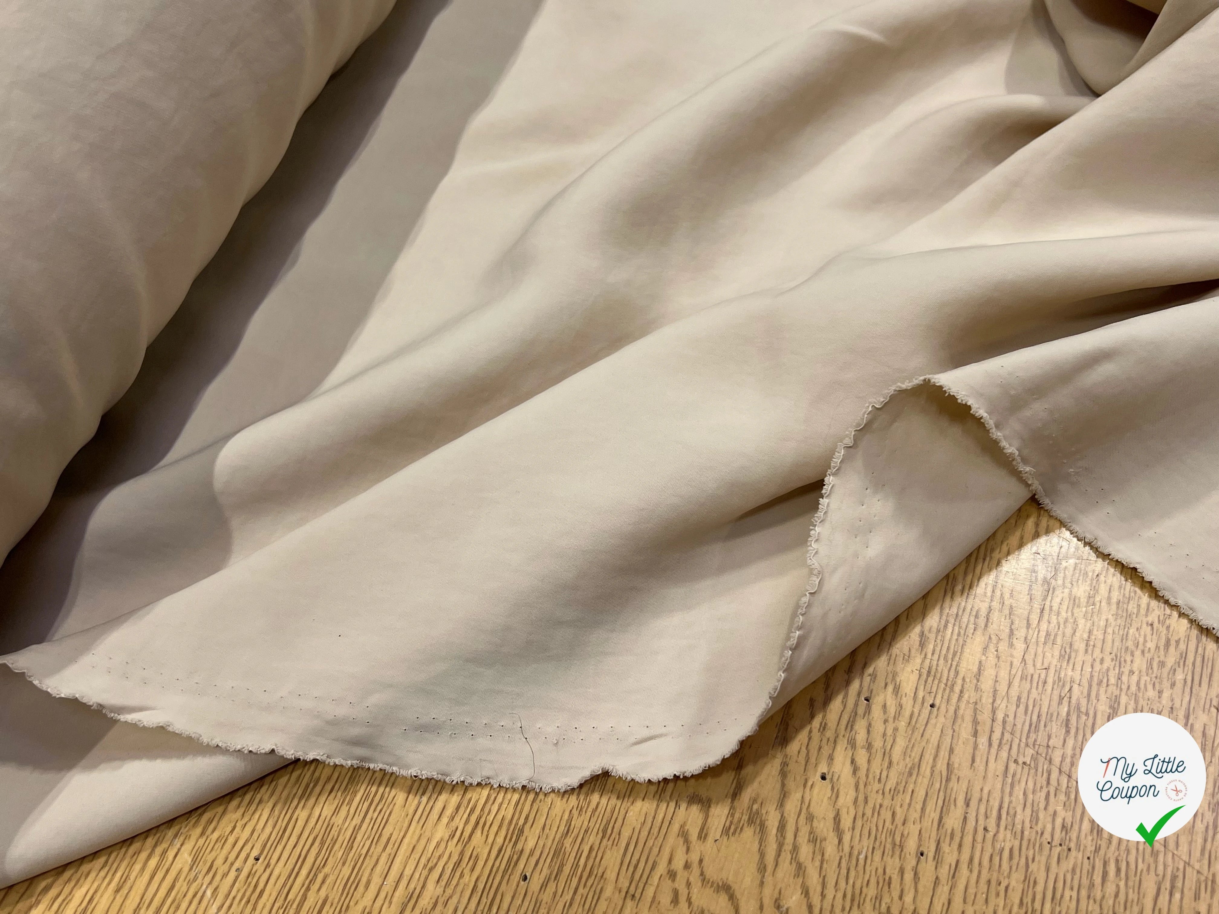 CREPE LISSE FLUIDE STRETCH BEIGE - My Little Coupon