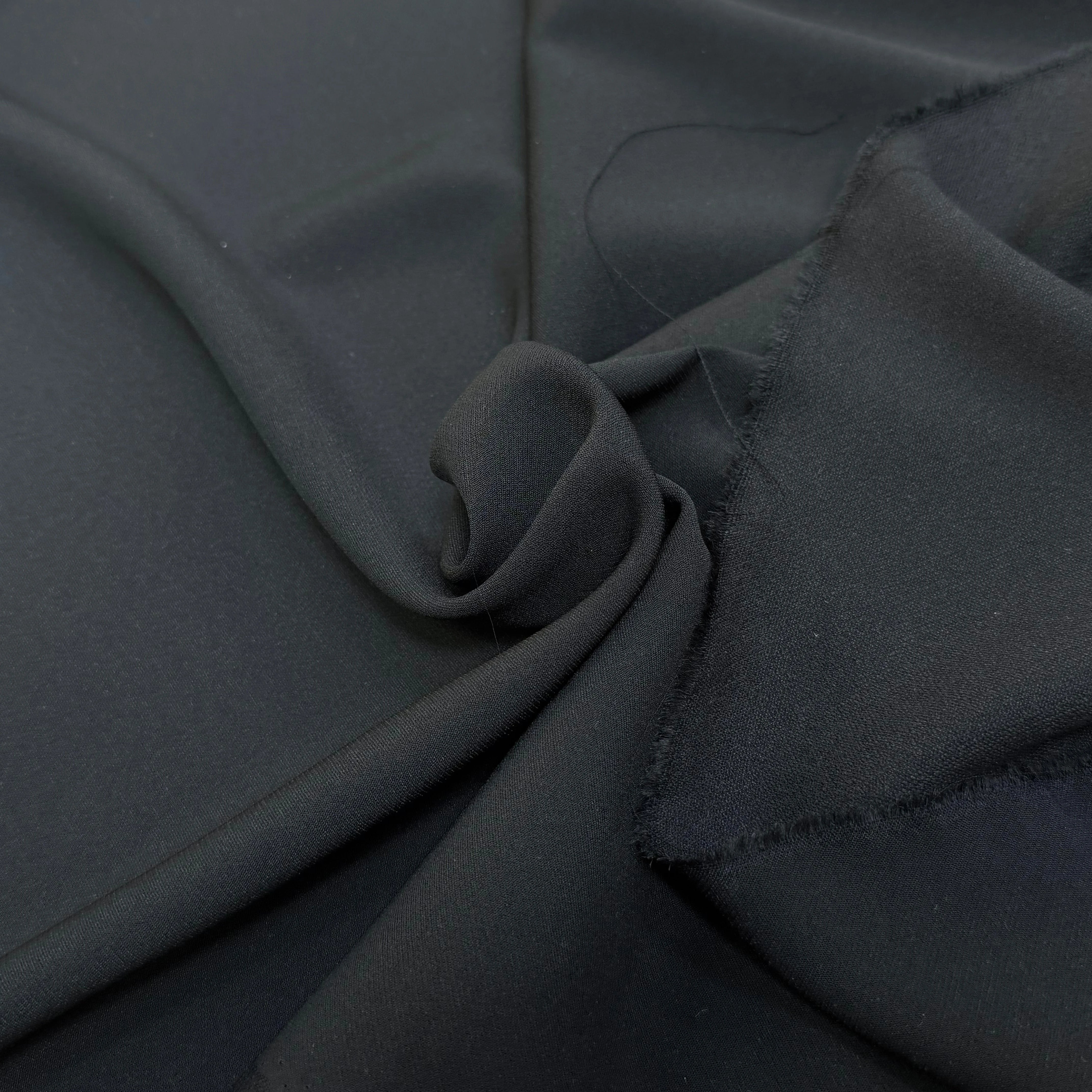 CREPE LOURD 65% VISCOSE STRETCH NOIR - My Little Coupon