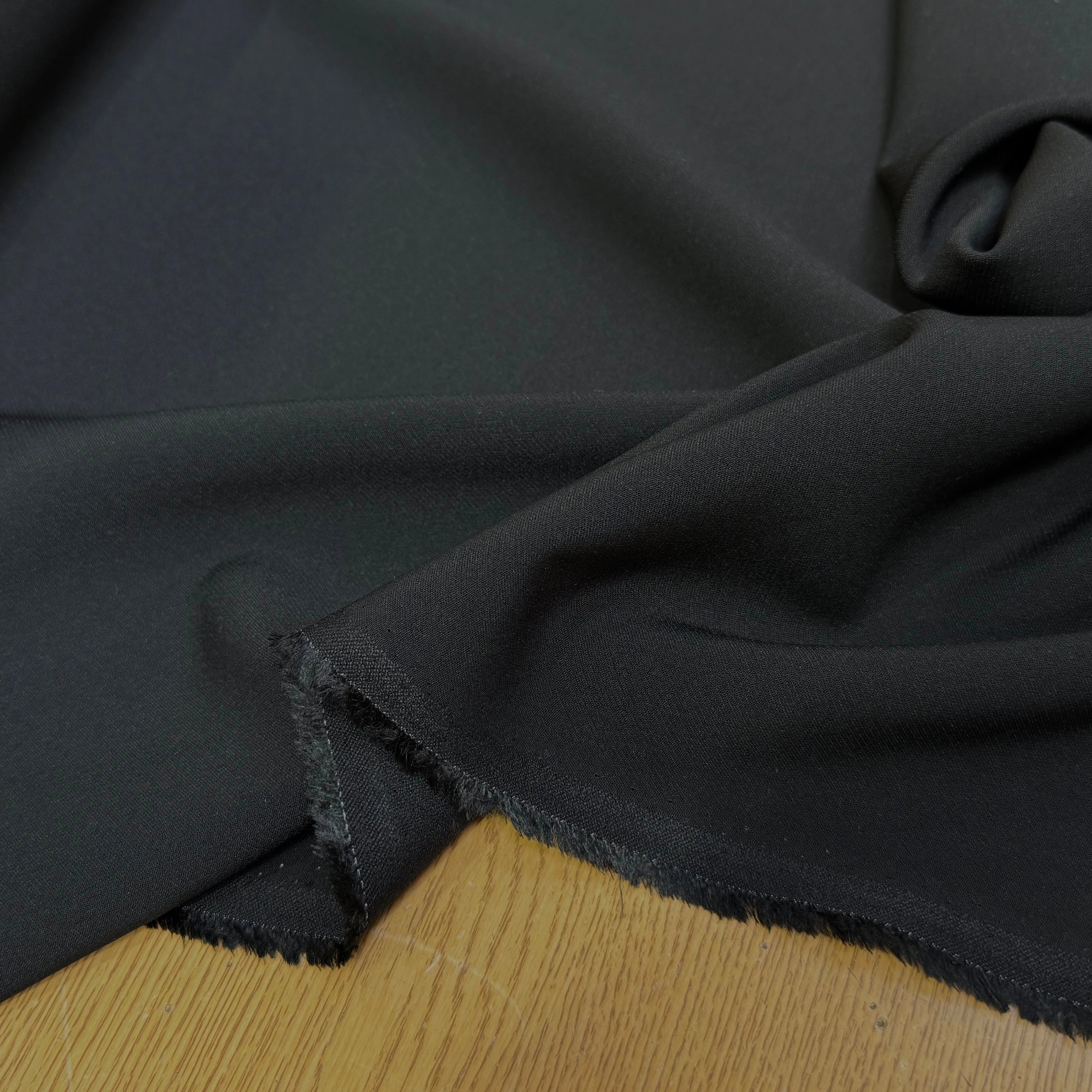 CREPE LOURD 65% VISCOSE STRETCH NOIR - My Little Coupon