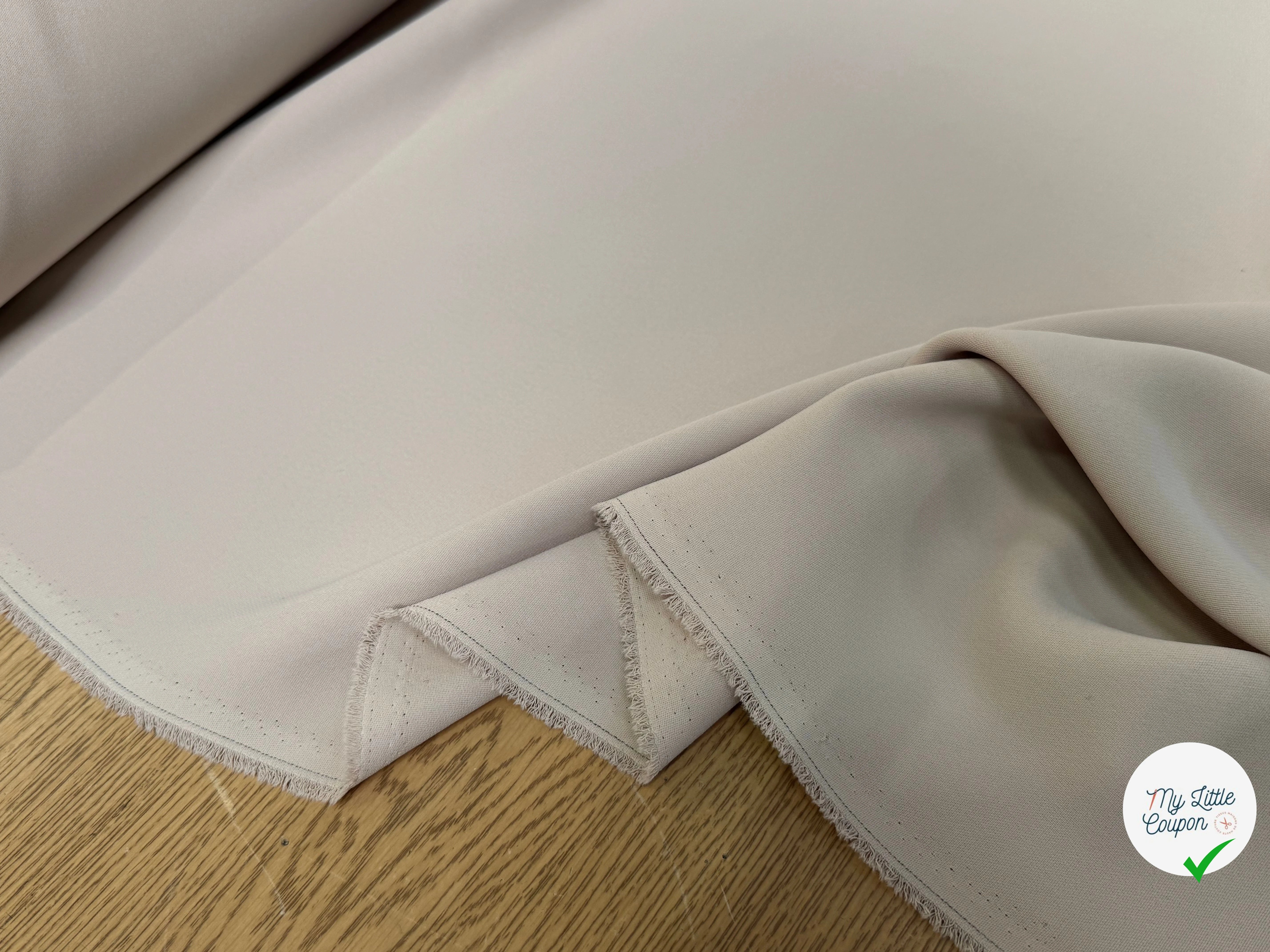 CREPE LOURD BEAU TOMBÉ BEIGE - My Little Coupon