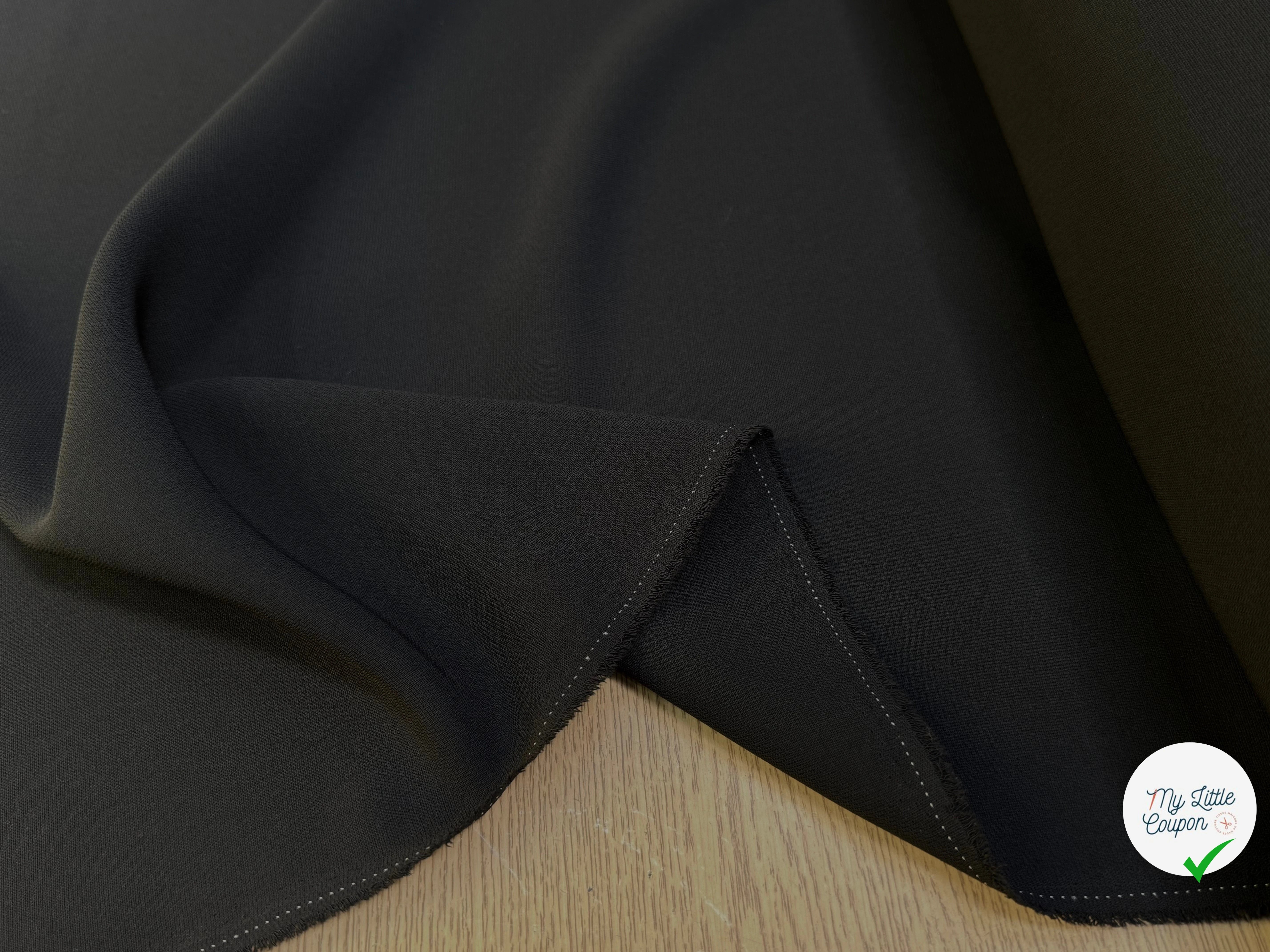 CREPE LOURD BEAU TOMBÉ NOIR 371 - My Little Coupon
