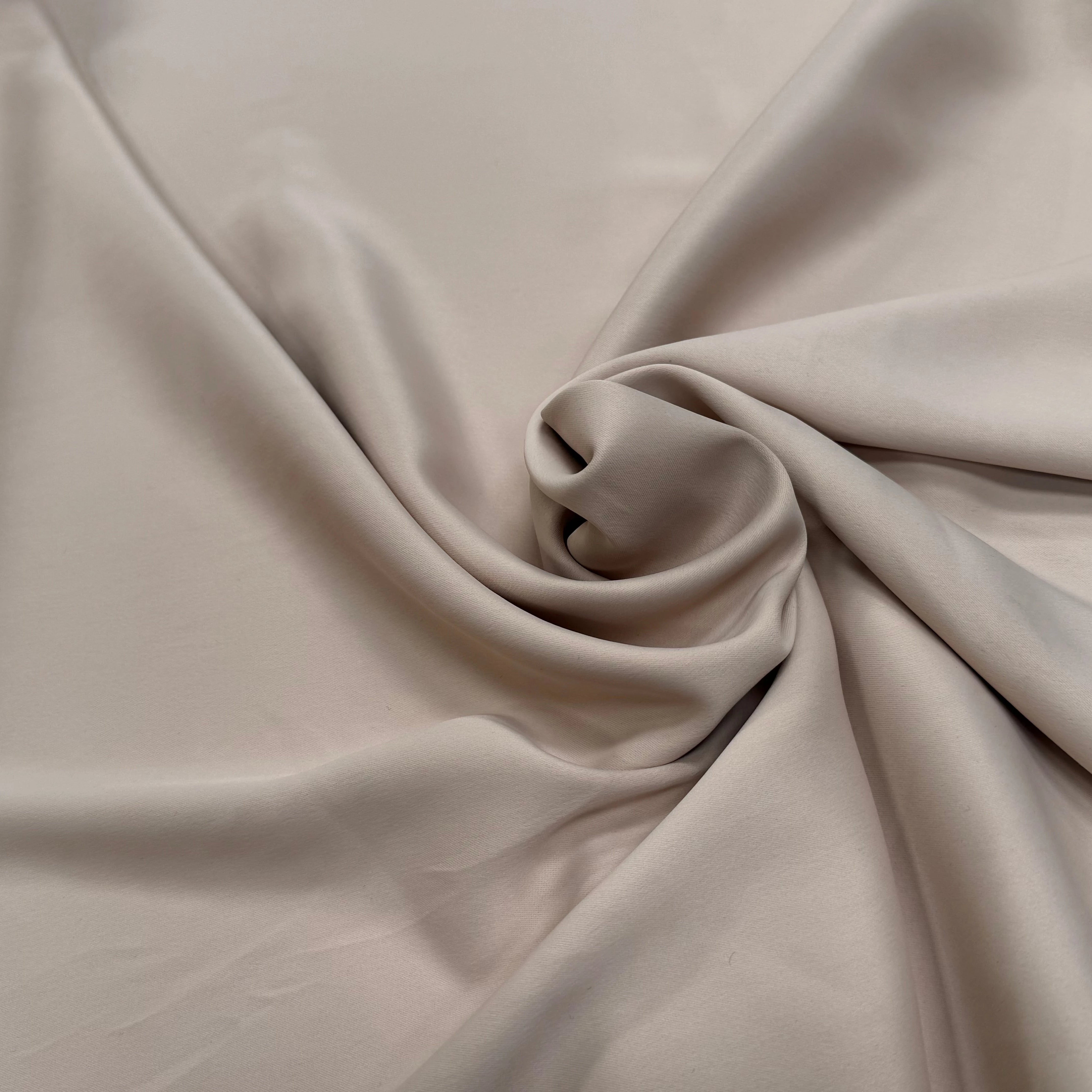 CREPE LOURD ENVERS SATIN ACETATE VISCOSE STRETCH CREME - My Little Coupon