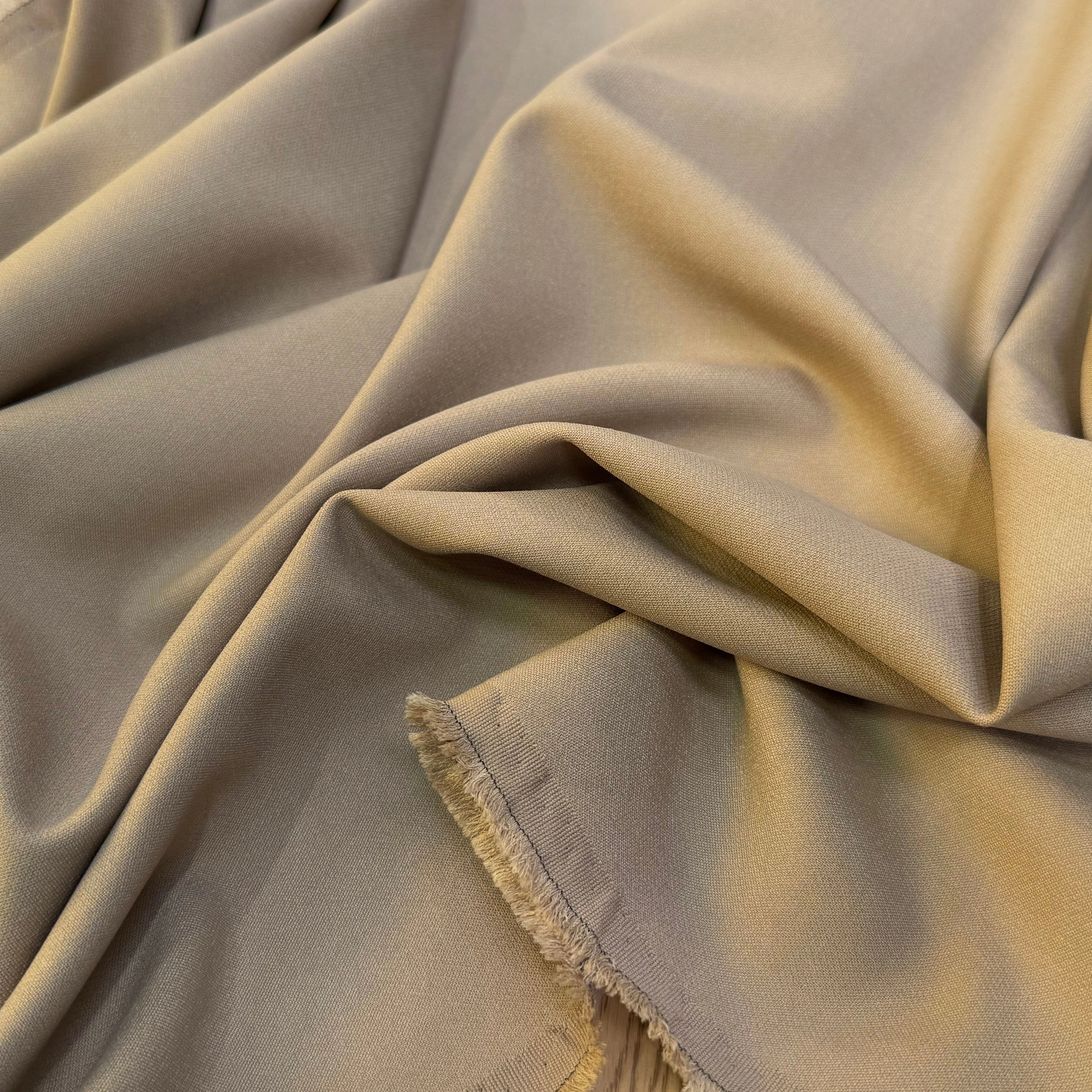 CREPE LOURD JAPAN 62% ACETATE STRETCH TAUPE - My Little Coupon