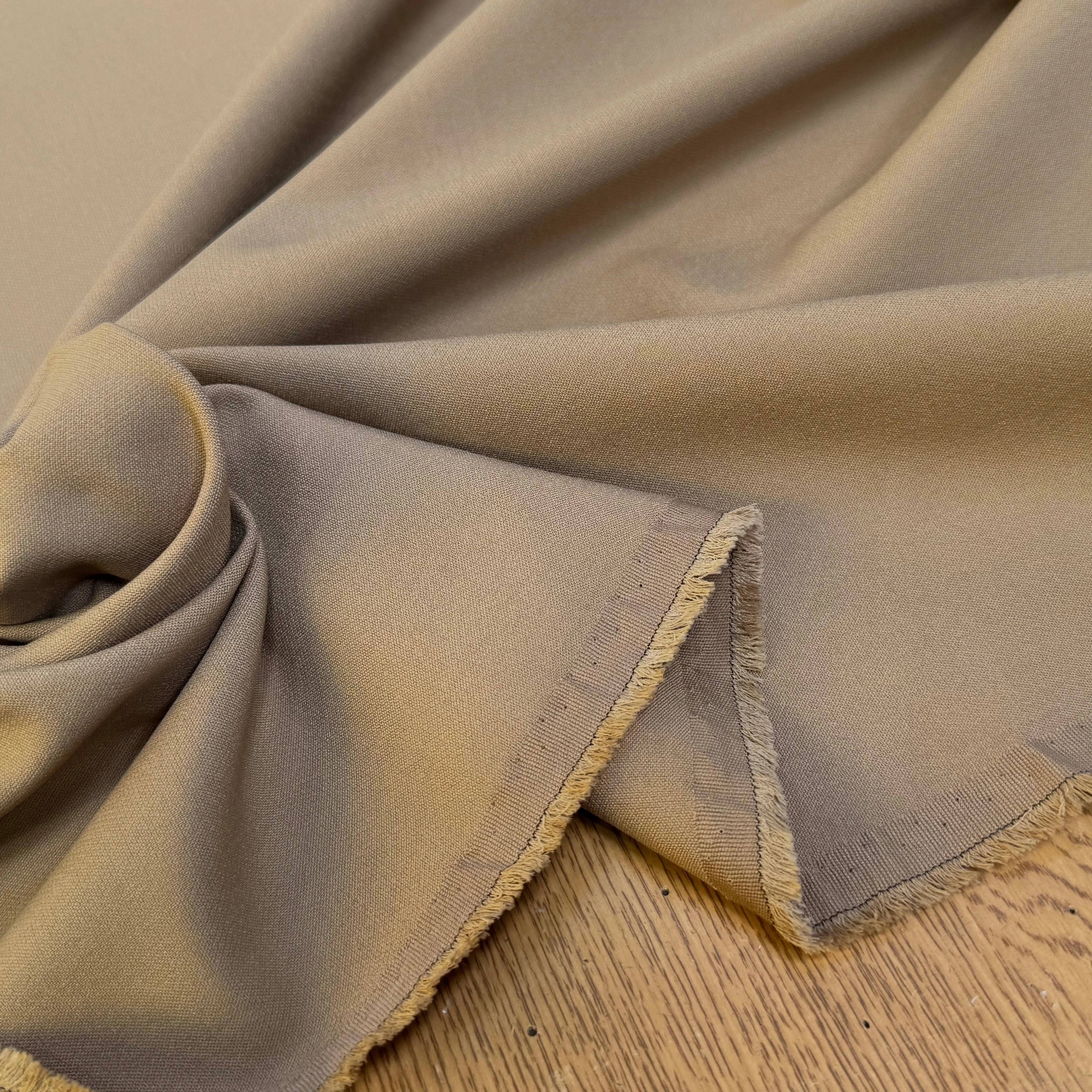 CREPE LOURD JAPAN 62% ACETATE STRETCH TAUPE - My Little Coupon