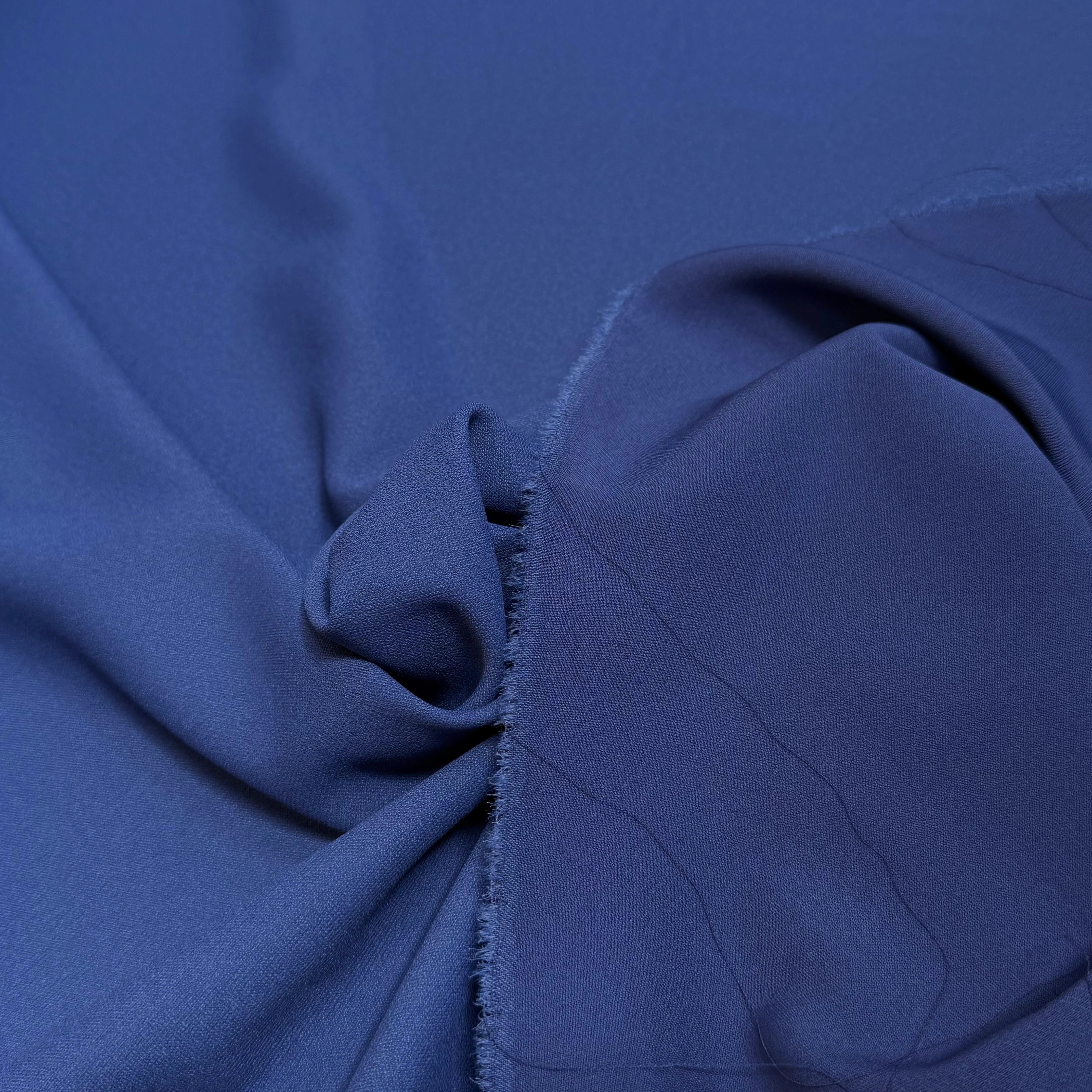 CREPE LOURD JAPAN 70% VISCOSE BLEU - My Little Coupon