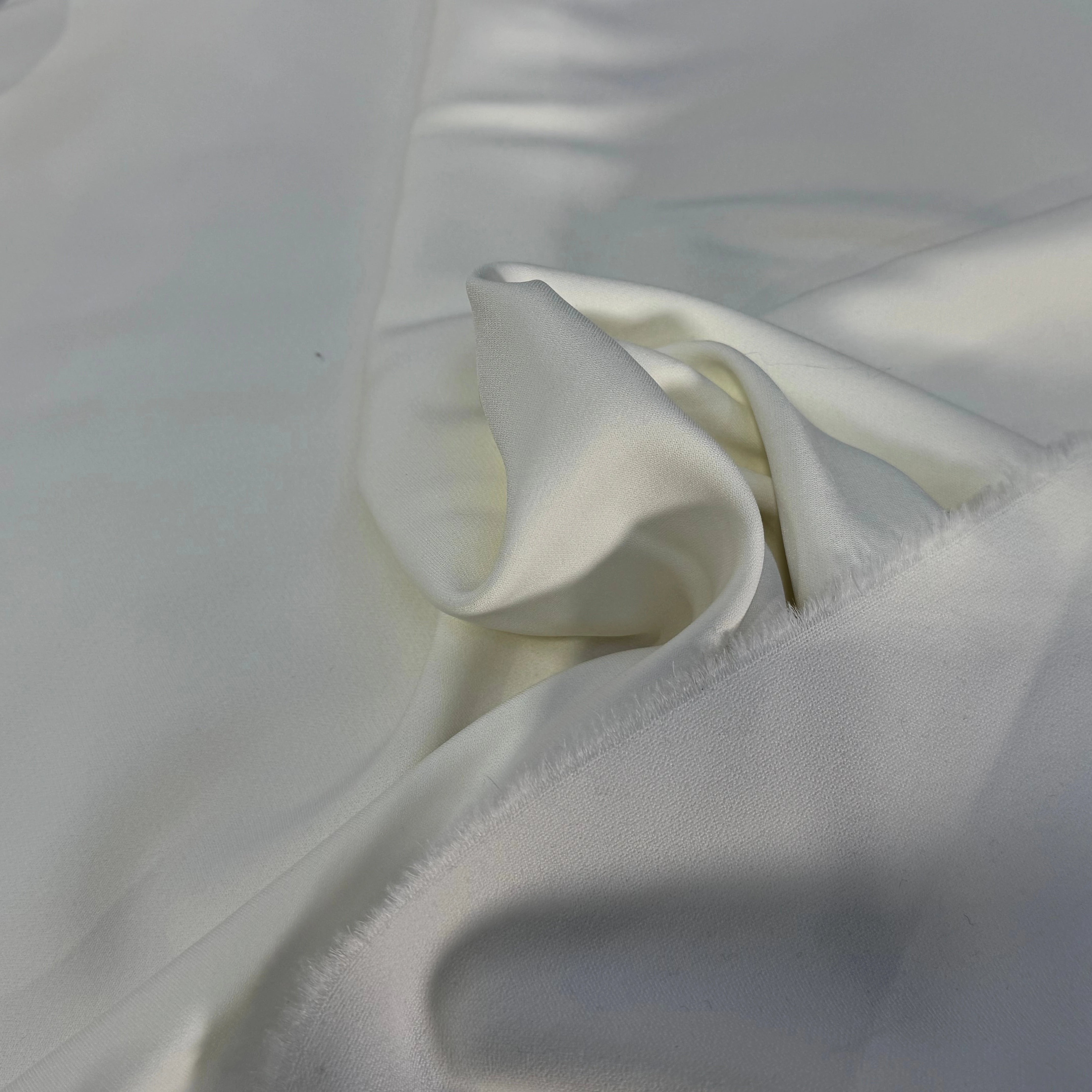 CREPE LOURD JAPONAIS BLANC CASSÉ STRETCH - My Little Coupon