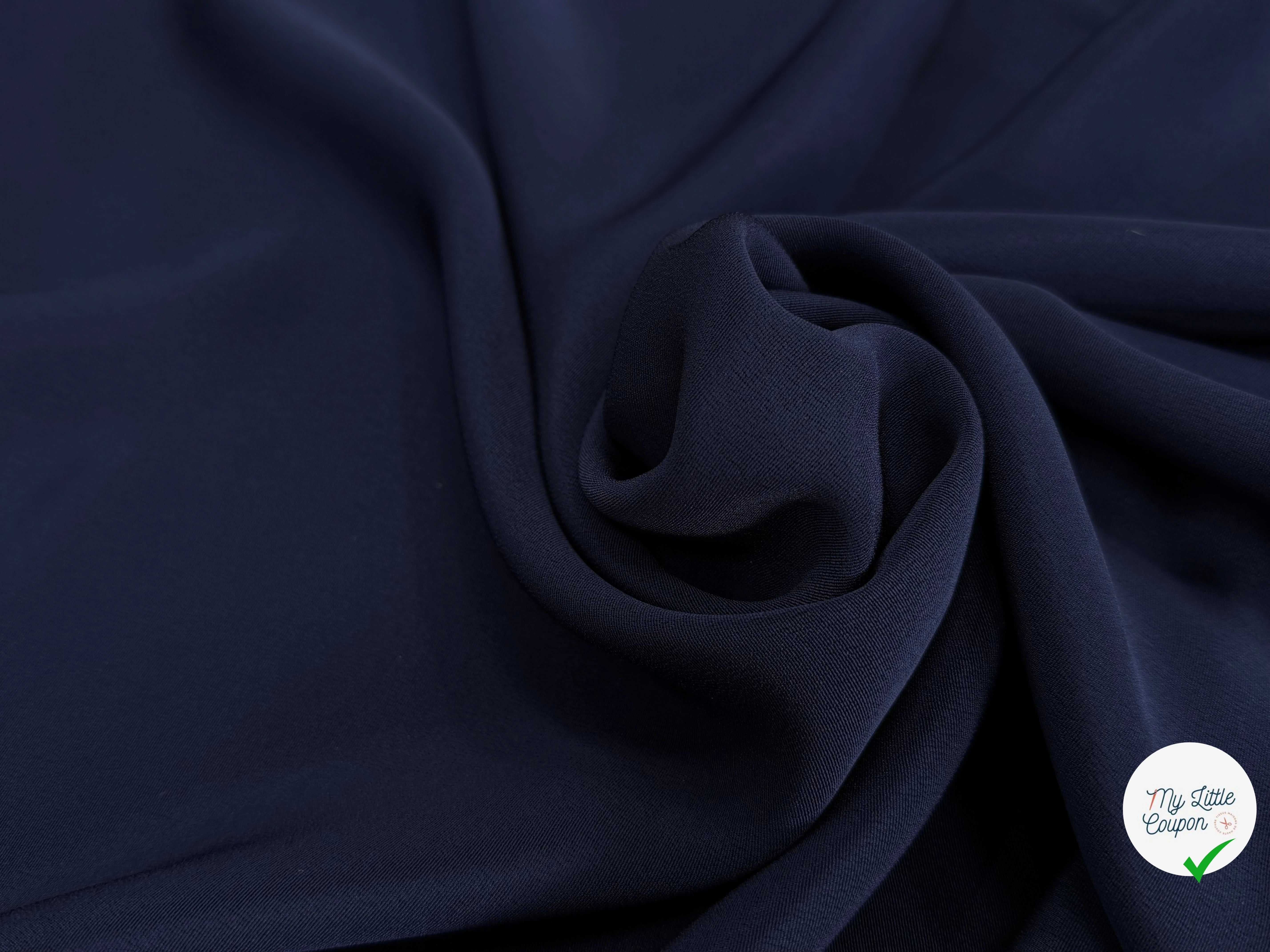 CREPE LOURD POLYVISCOSE BLEU MARRINE TRÈS BEAU TOMBÉ - My Little Coupon