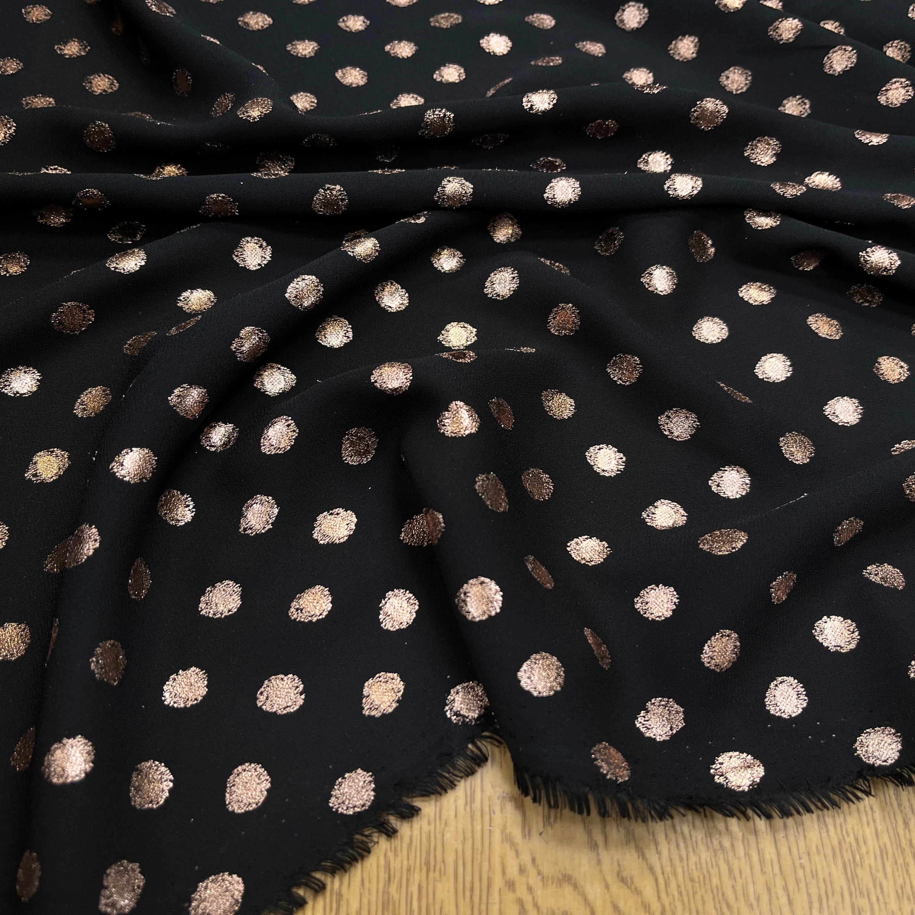 CREPE LUREX NOIR POIS ARGENTÉ - My Little Coupon