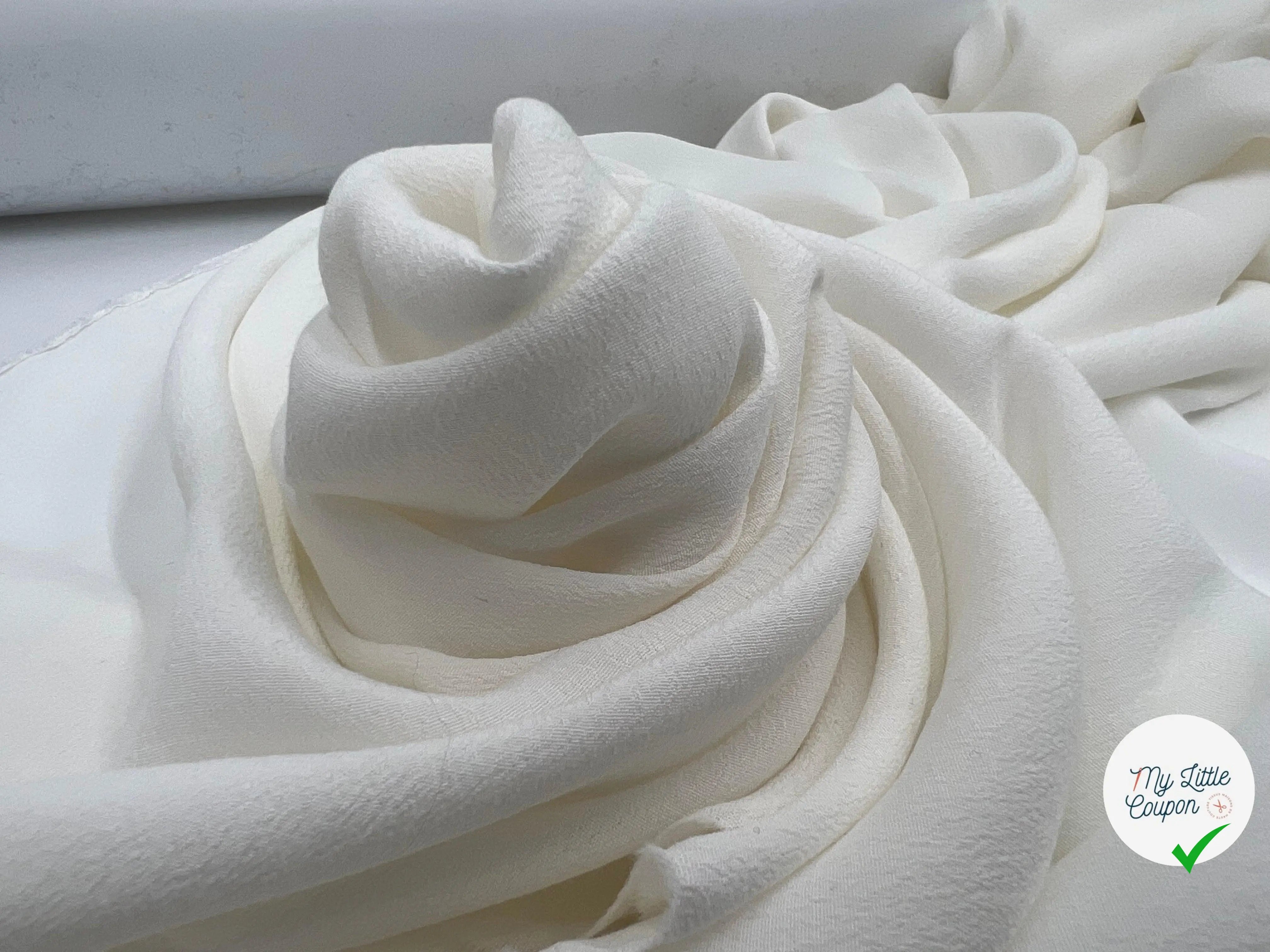 CRÊPE MAROCAIN 100% VISCOSE BLANC CASSÉ - My Little Coupon - tissu - coudre