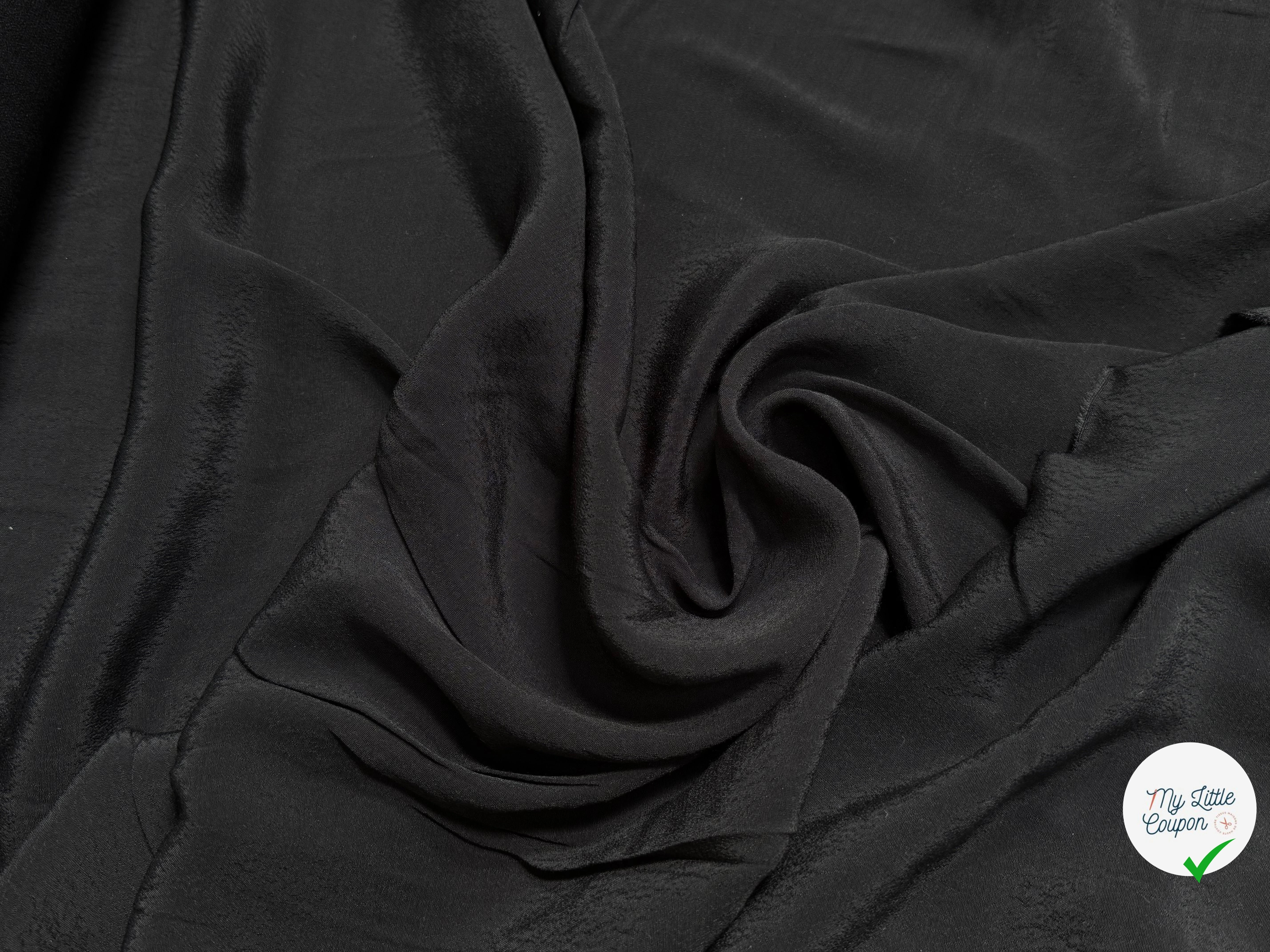 CREPE MAROCAIN 100% VISCOSE FLUIDE NOIR LÉGÈREMENT SATINÉ - My Little Coupon