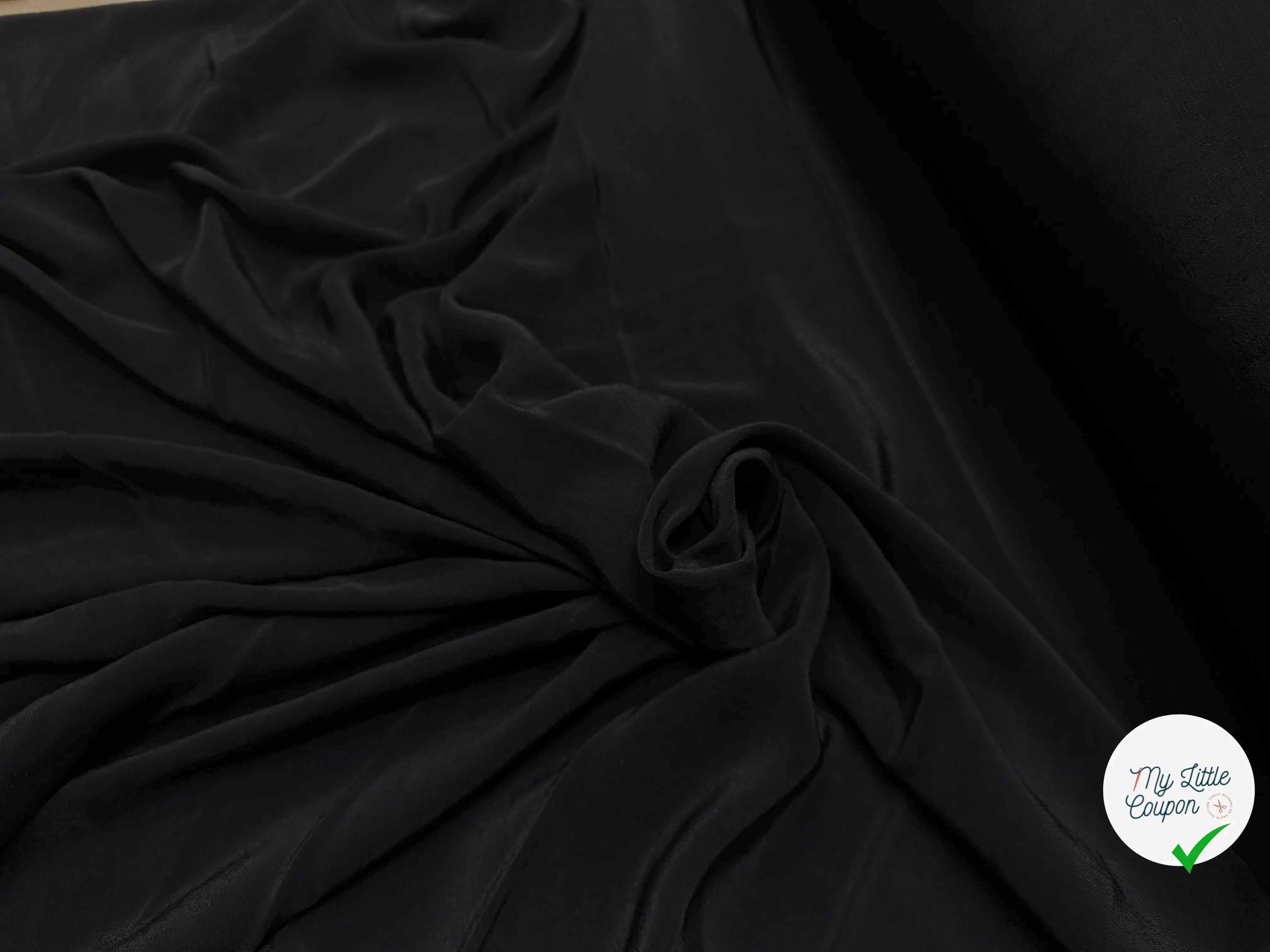 CRÊPE MAROCAIN 100% VISCOSE NOIR - My Little Coupon