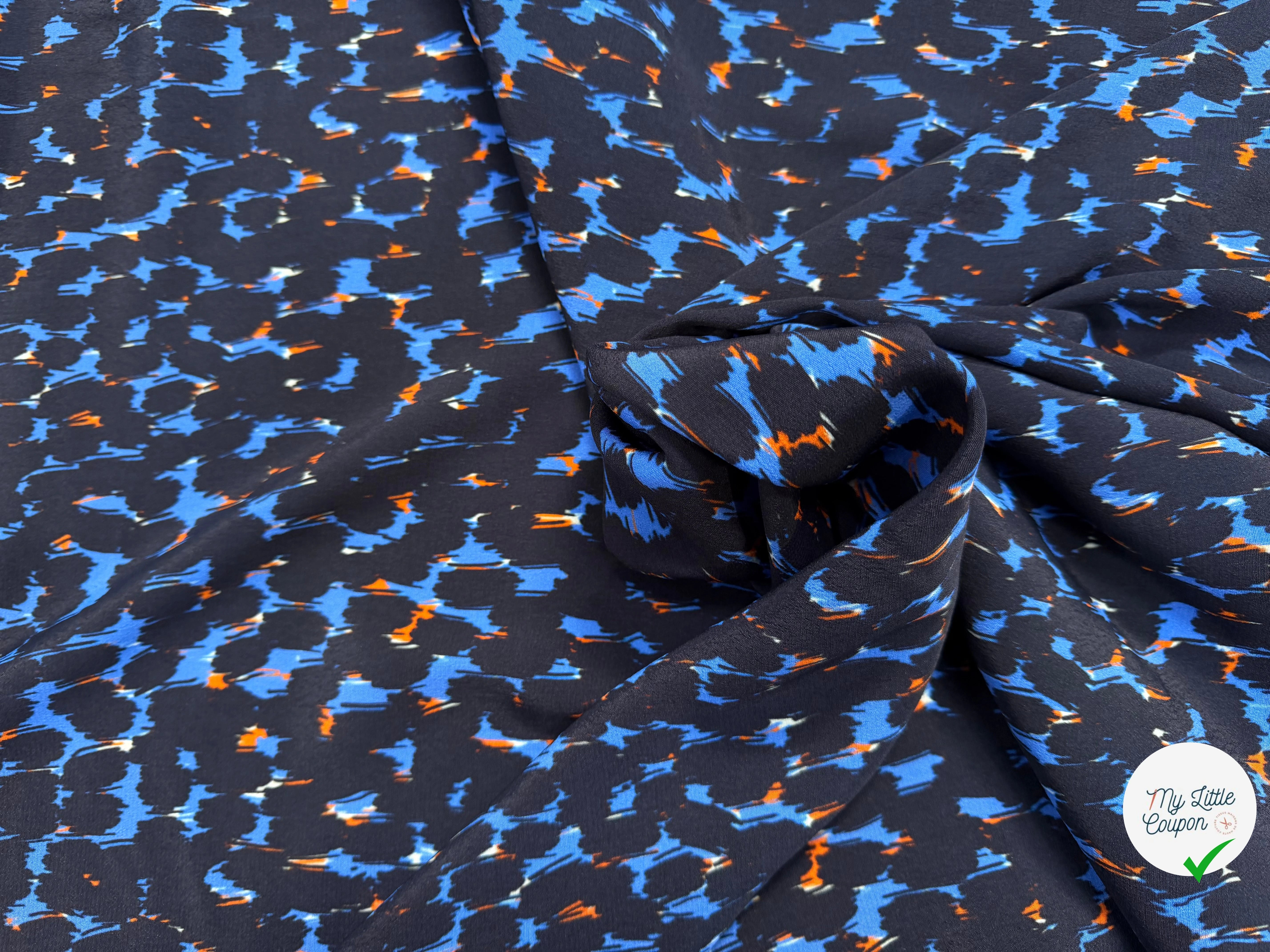 CREPE MAROCAIN COMO FOND BLEU - My Little Coupon