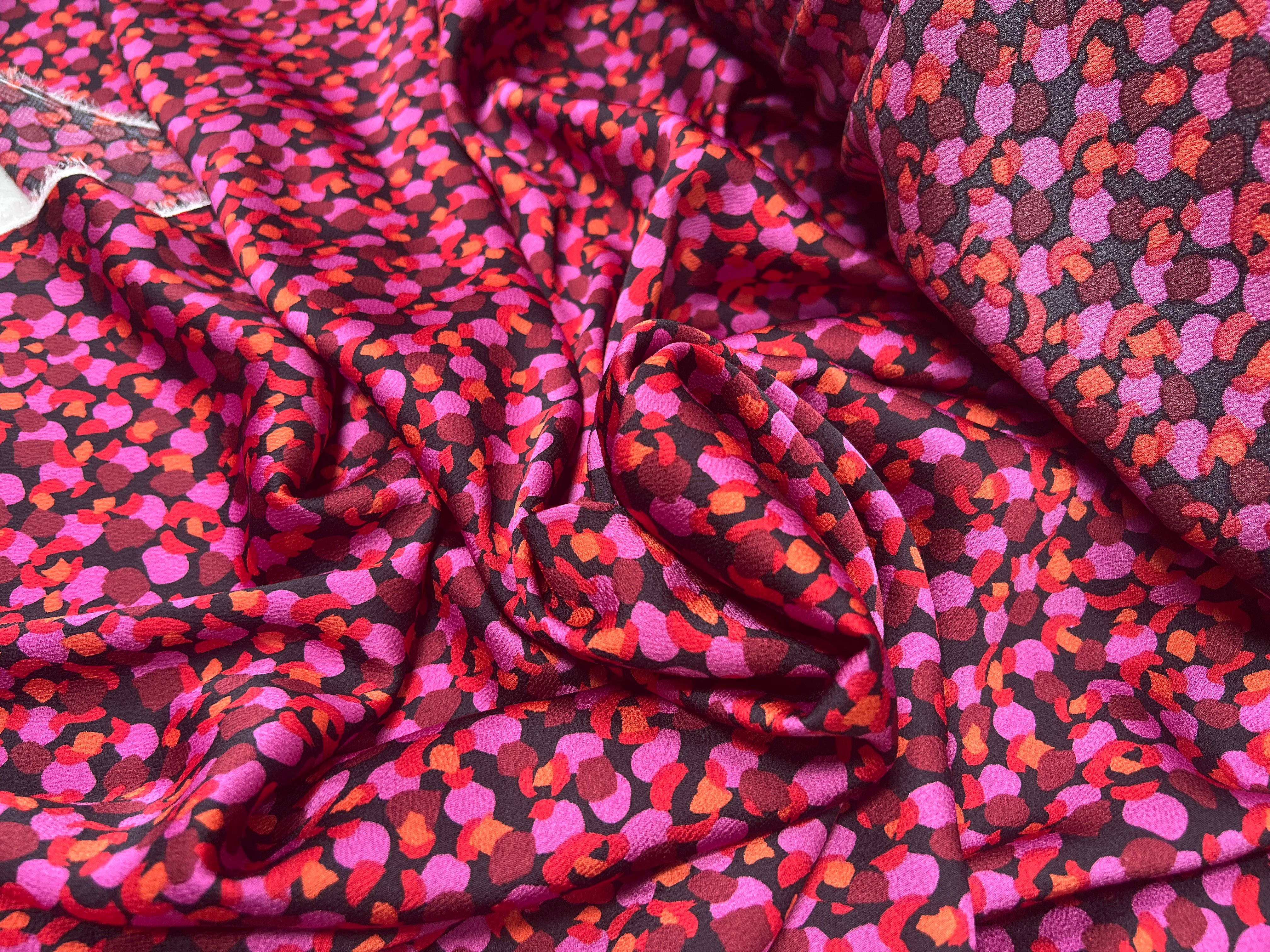 CRÊPE MAROCAIN SETAV MAGENTA MLC INTERN