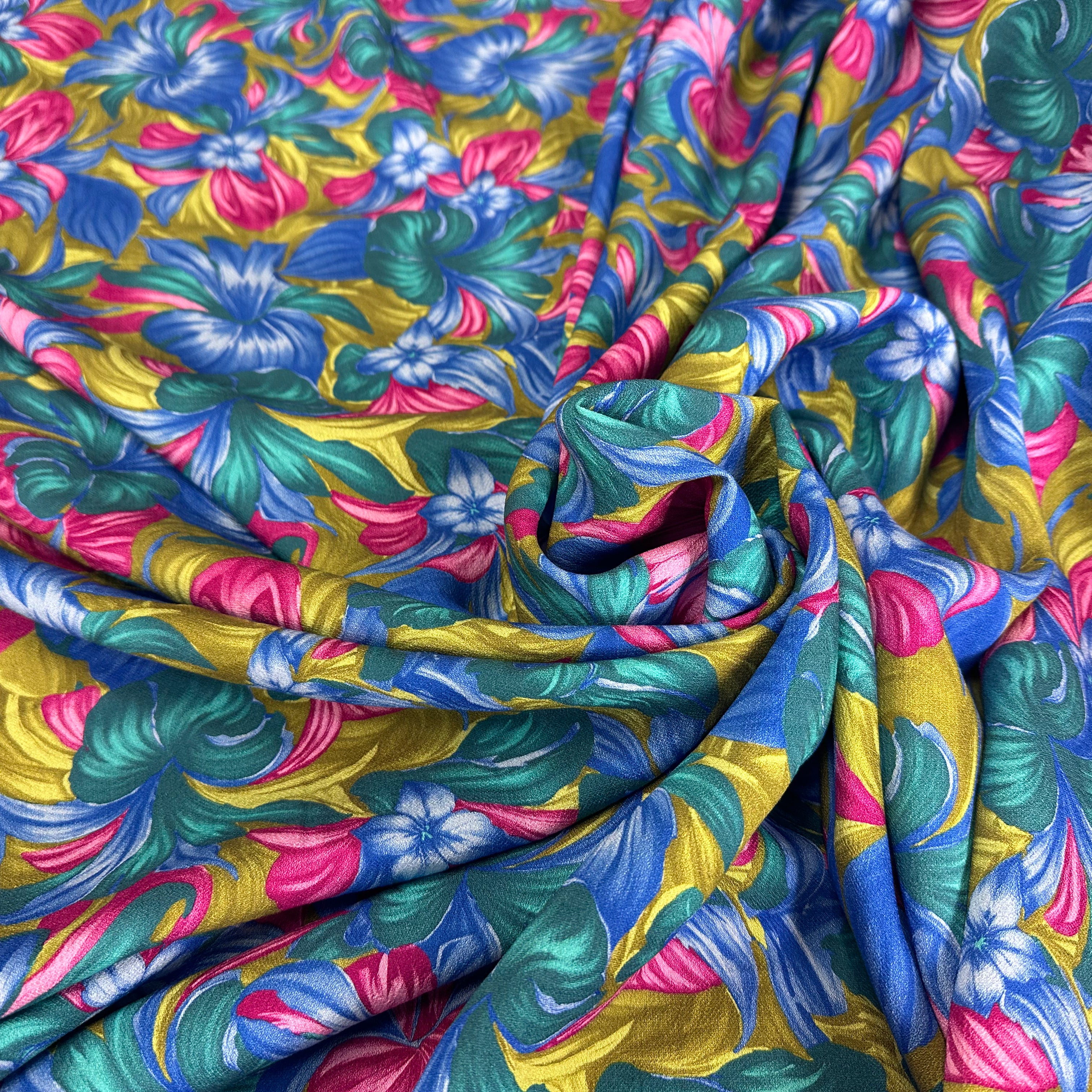 CREPE MAROCAIN VISCOSE FLEURS RETRO - My Little Coupon