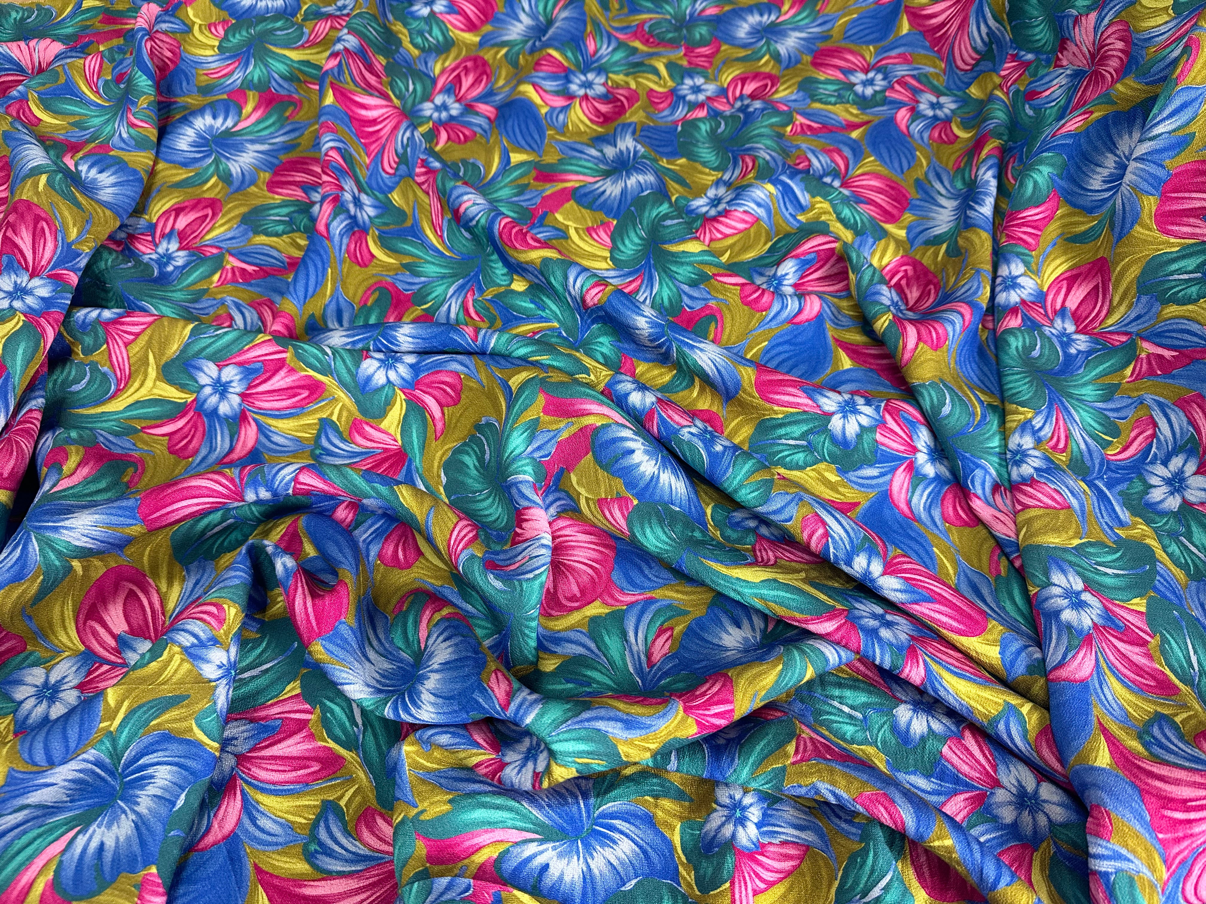 CREPE MAROCAIN VISCOSE FLEURS RETRO - My Little Coupon