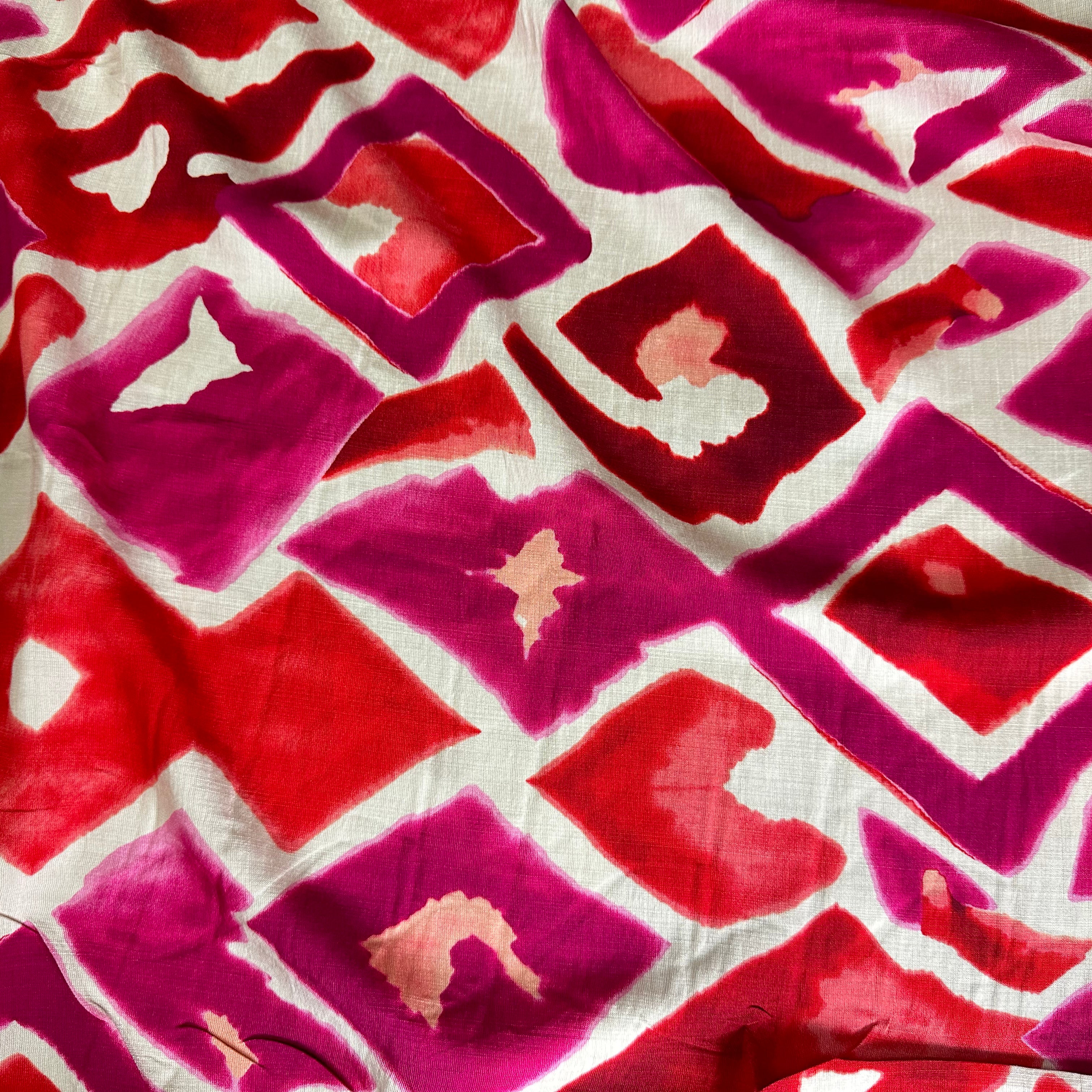 CRÊPE MAROCAIN VISCOSE GÉOMÉTRIE LOVE - My Little Coupon