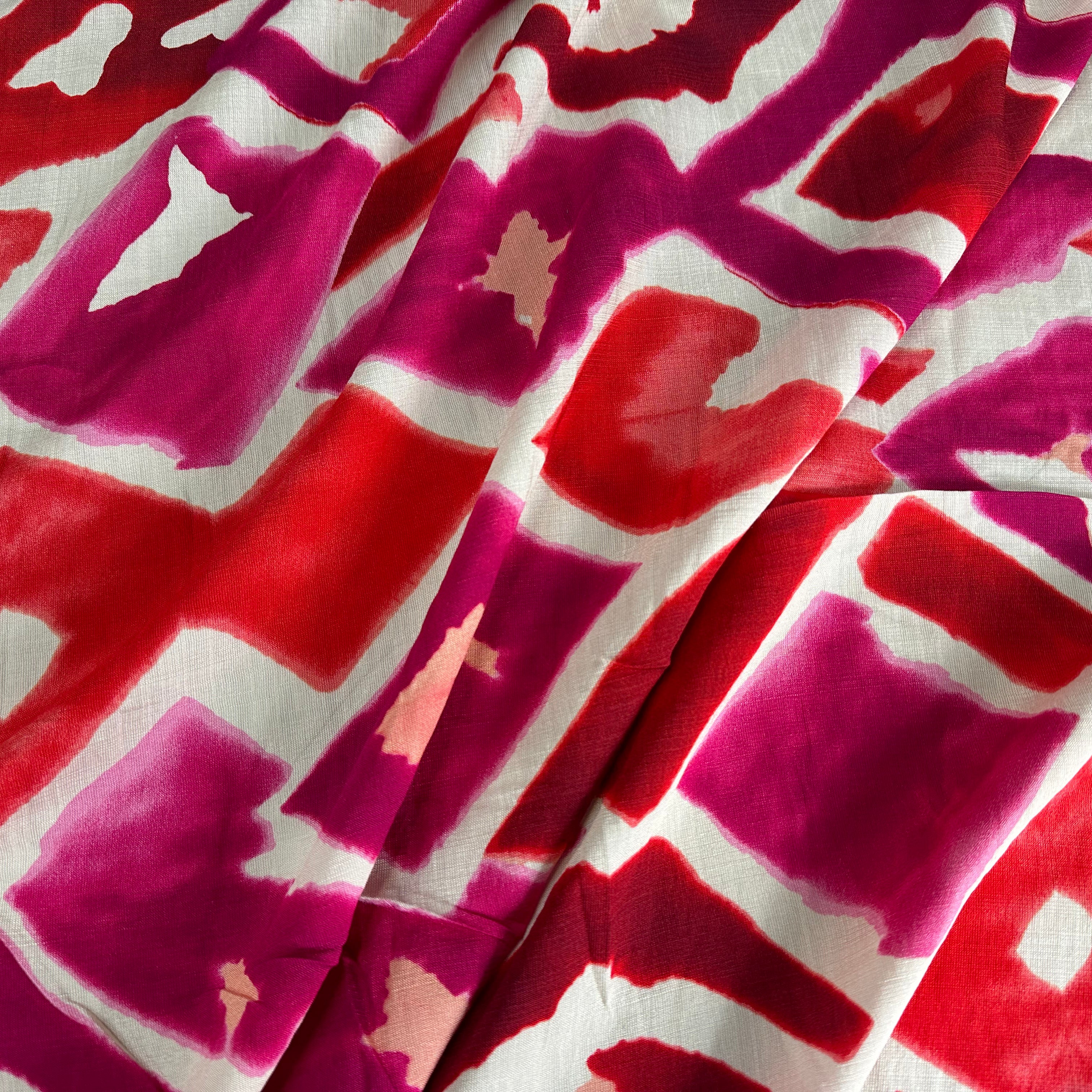 CRÊPE MAROCAIN VISCOSE GÉOMÉTRIE LOVE - My Little Coupon