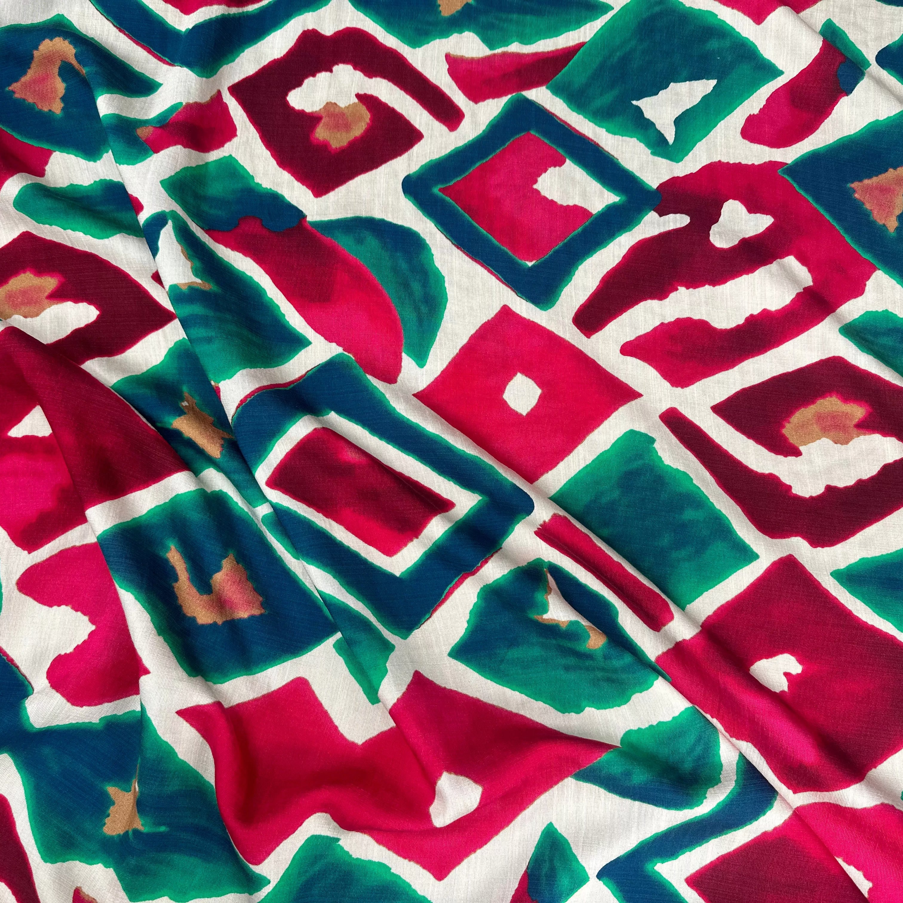 CREPE MAROCAIN VISCOSEE GÉOMÉTRIE LOVE & BLUE - My Little Coupon