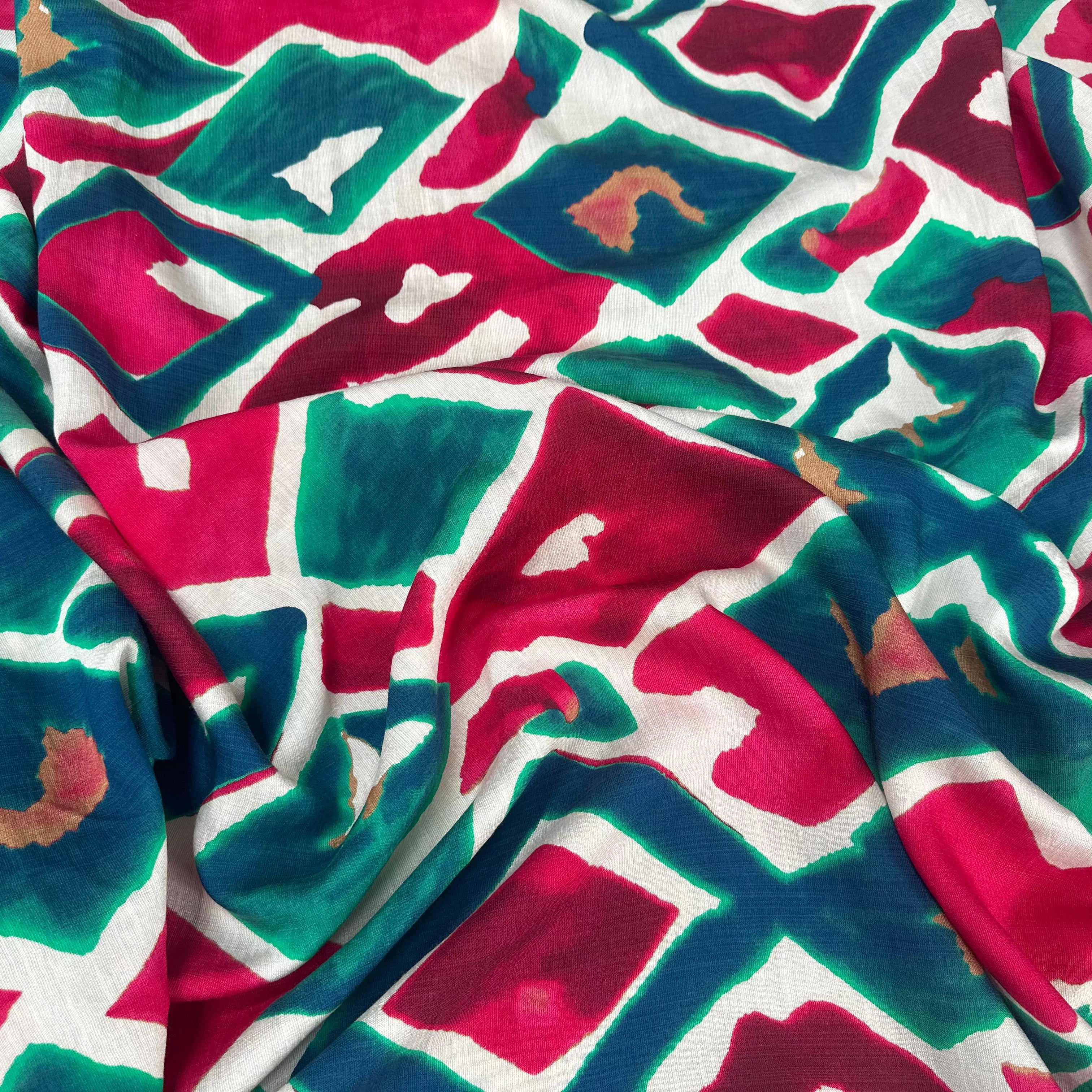 CREPE MAROCAIN VISCOSEE GÉOMÉTRIE LOVE & BLUE - My Little Coupon