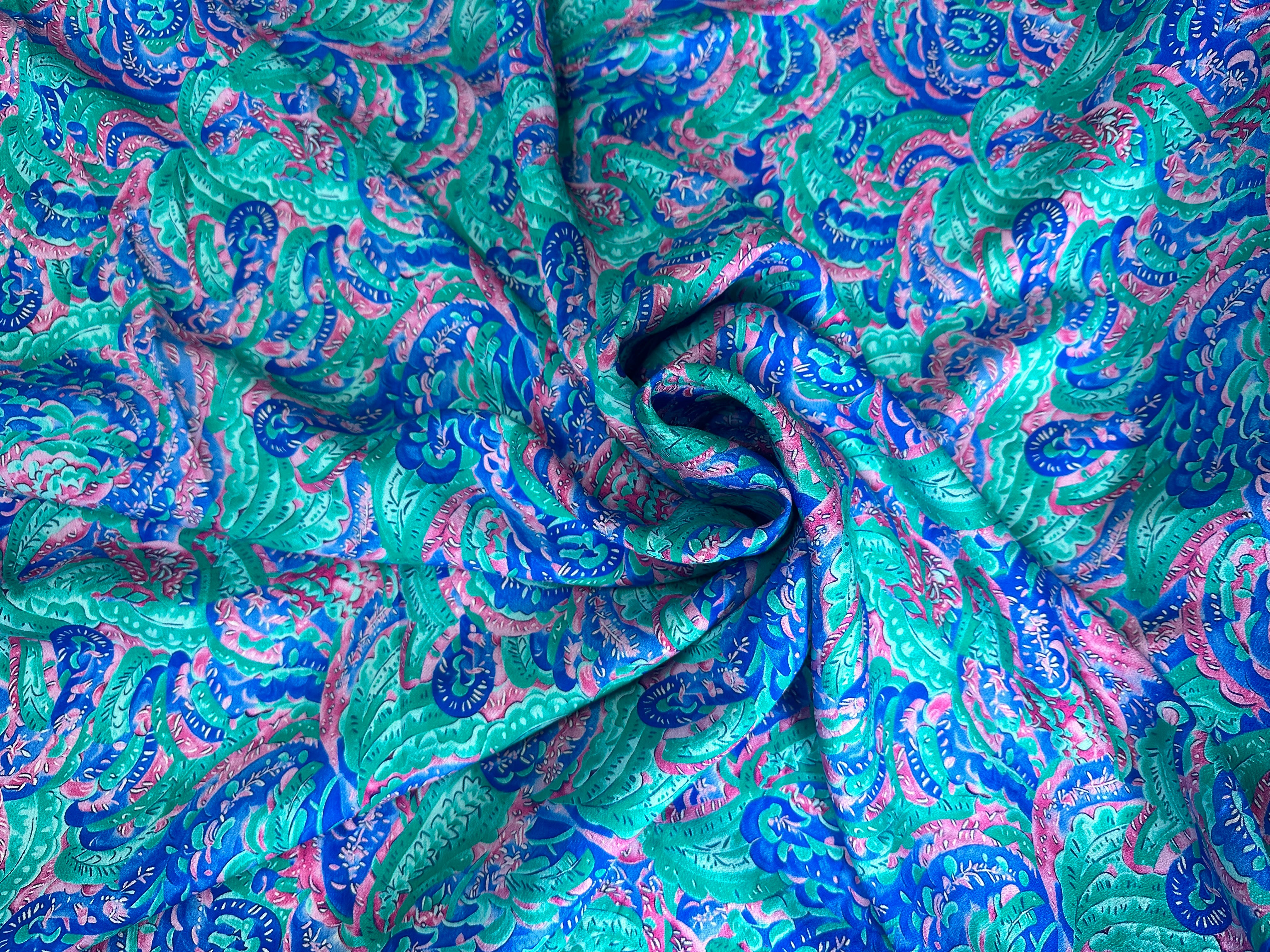 CREPE MAROCAIN VISCOSE RIVIERE DE PAISLEY SOPHISTIQUÉ - My Little Coupon