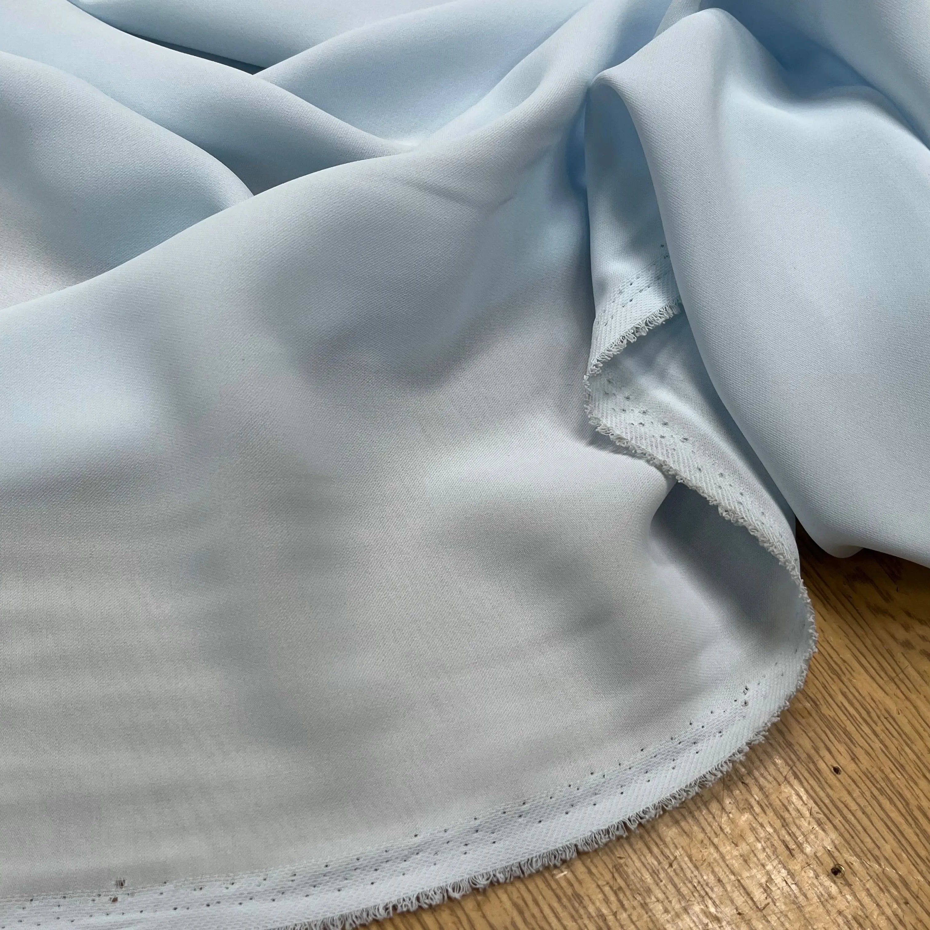 CREPE POLYESTER JAPON ULTRA DOUX ICEBERG - My Little Coupon