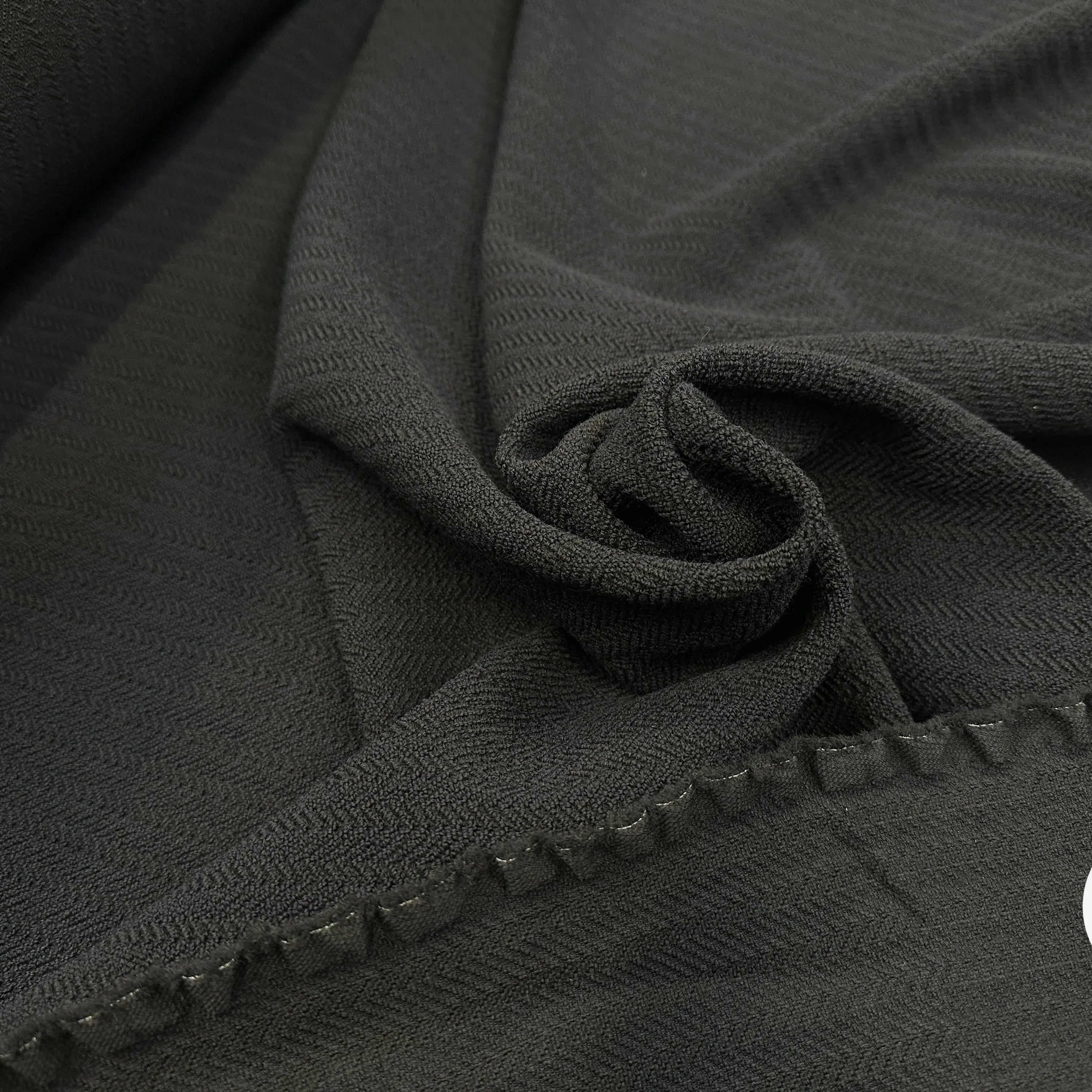 CRÊPE POLYESTER LOURD CHEVRONS NOIR MSO