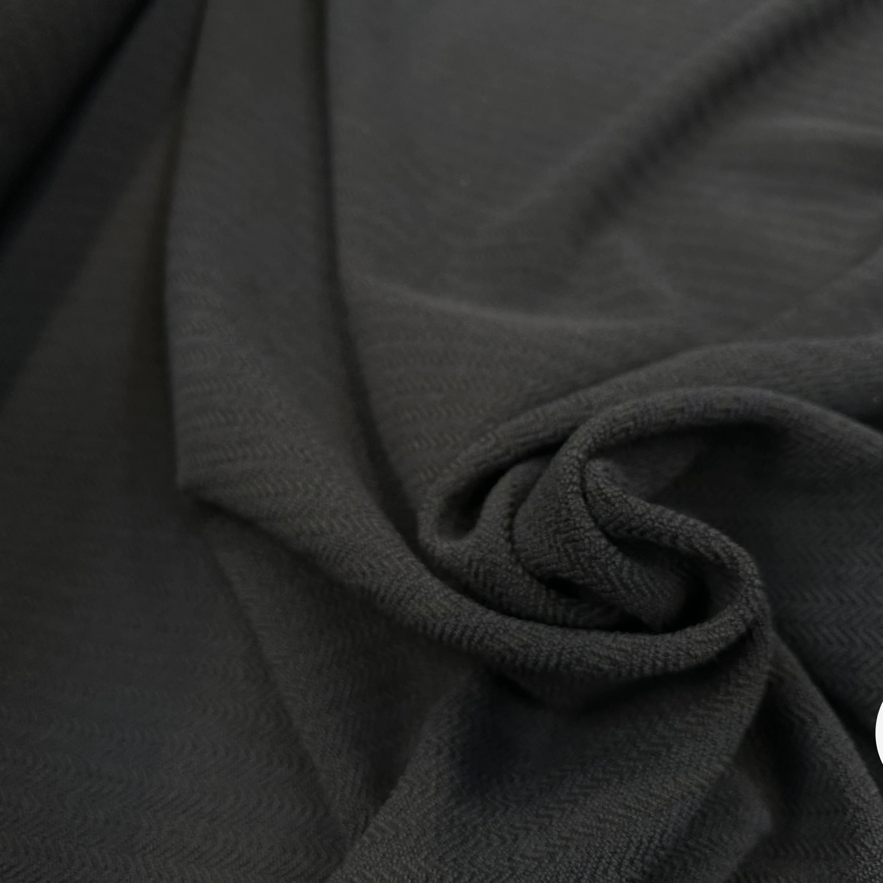 CRÊPE POLYESTER LOURD CHEVRONS NOIR MSO