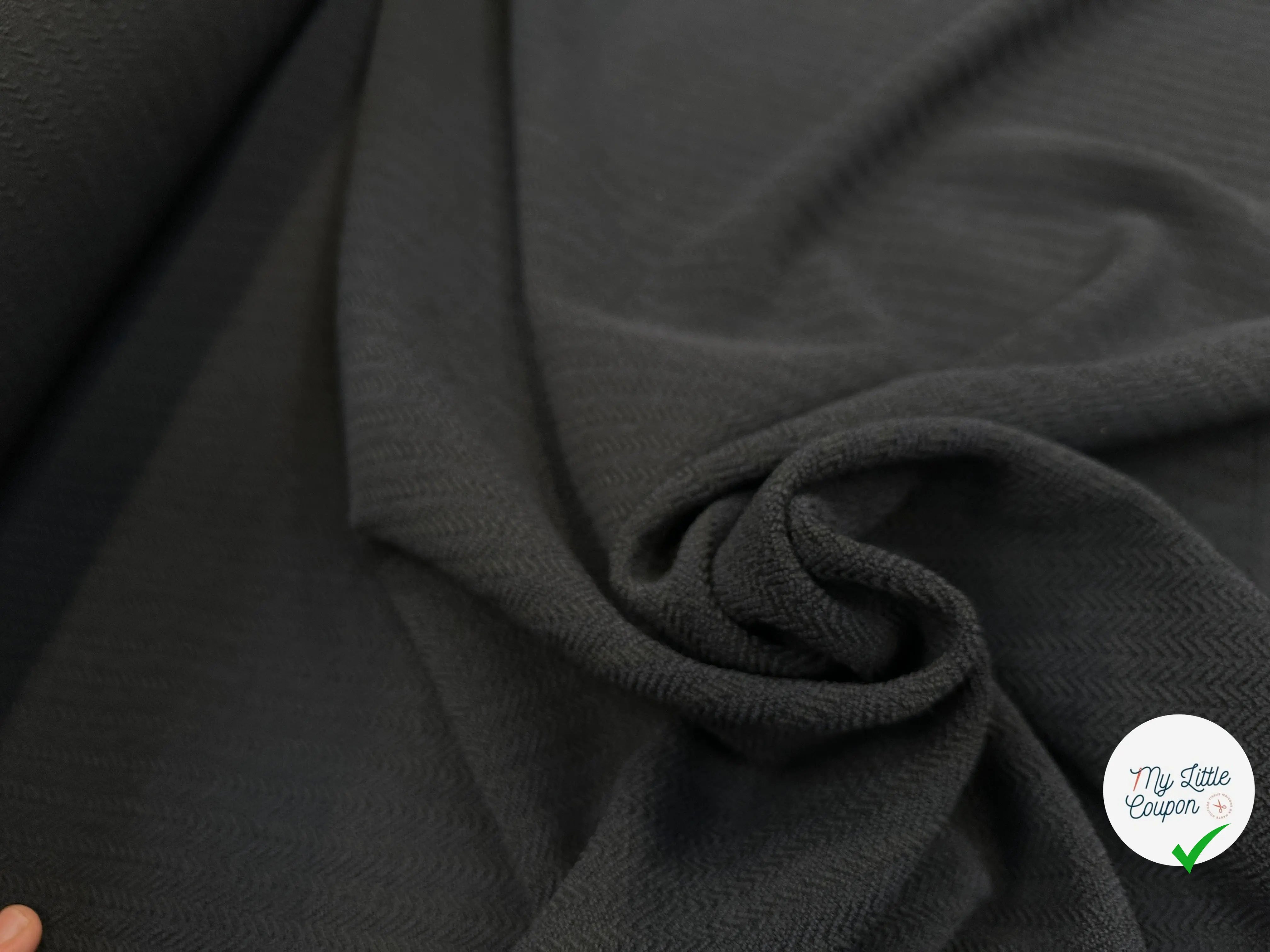 CRÊPE POLYESTER LOURD CHEVRONS NOIR MSO