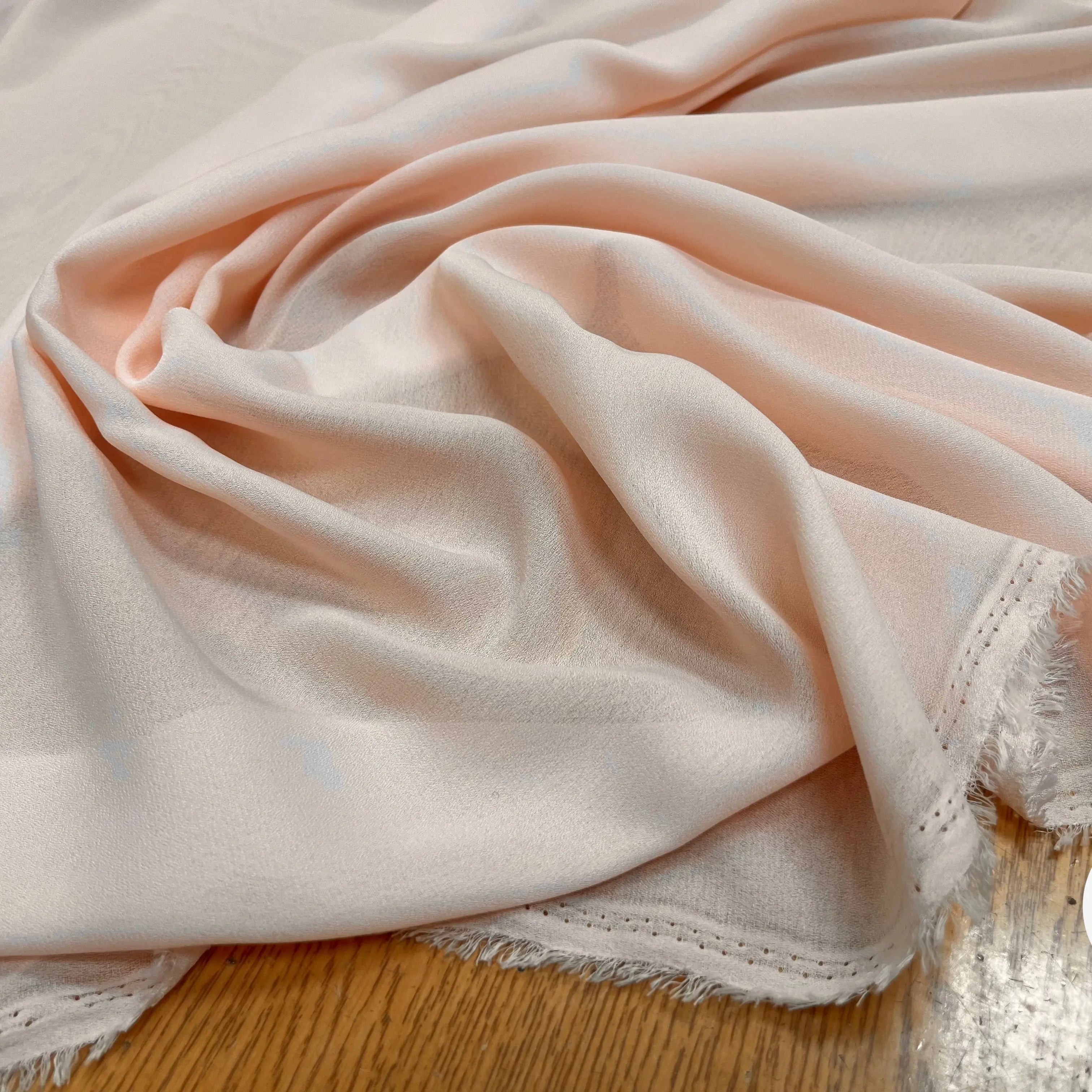 CREPE ROSE PALE POLYESTER - My Little Coupon