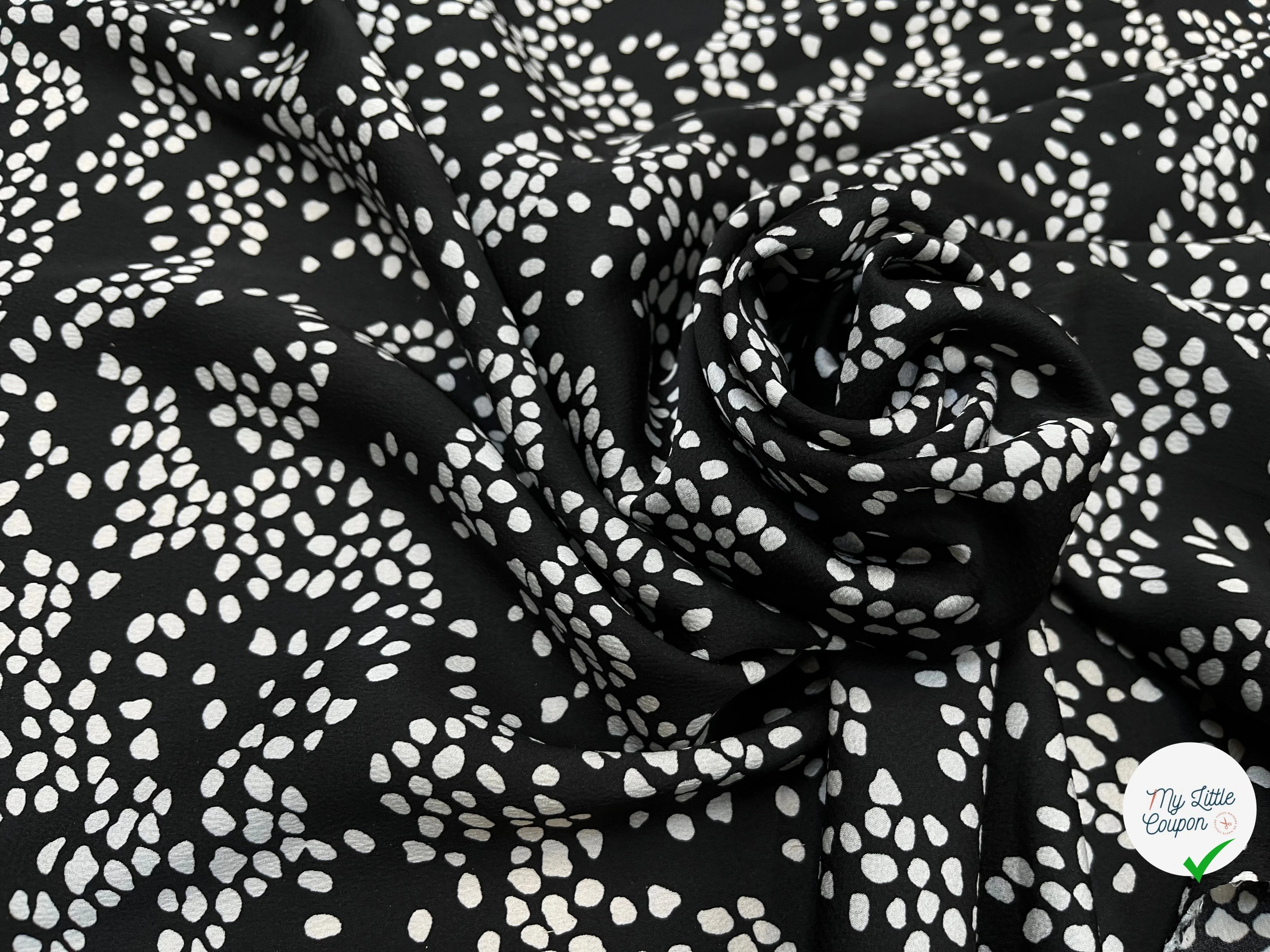 CREPE SATINÉ FOND NOIR POIS BLANC - My Little Coupon