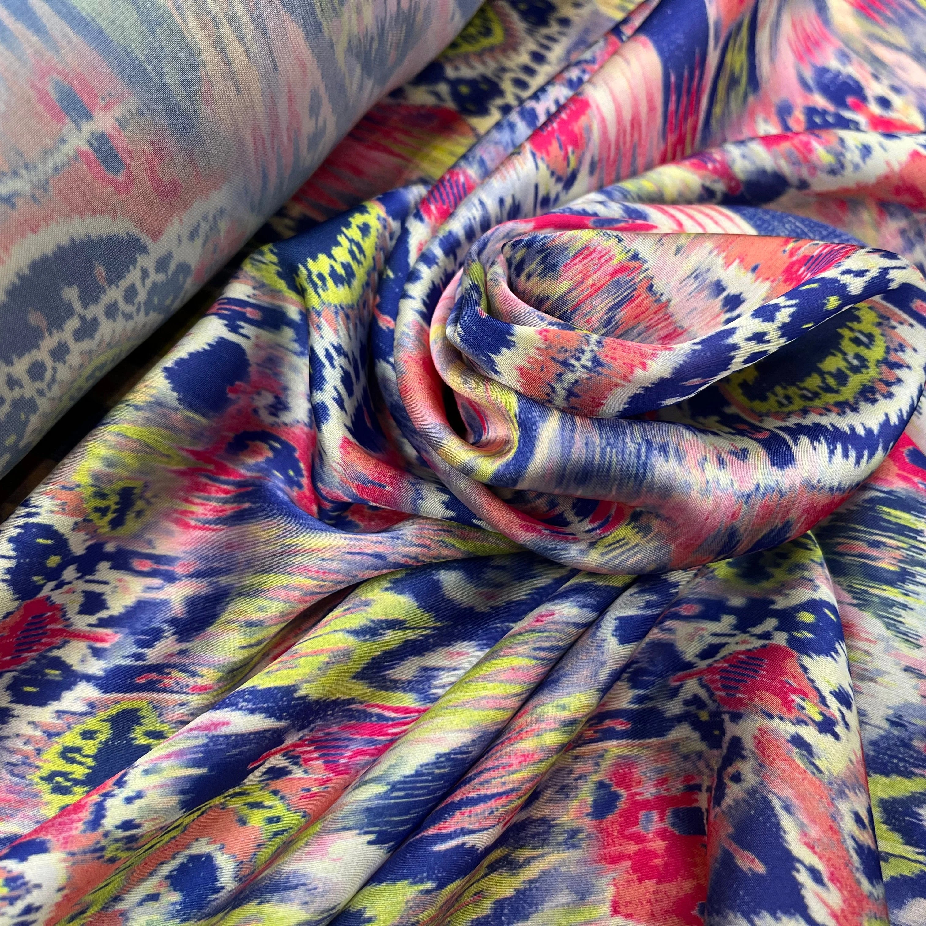 CREPE SATINÉ MOTIF TEMPLE AVEC UN OEIL TIE AND DYE - My Little Coupon