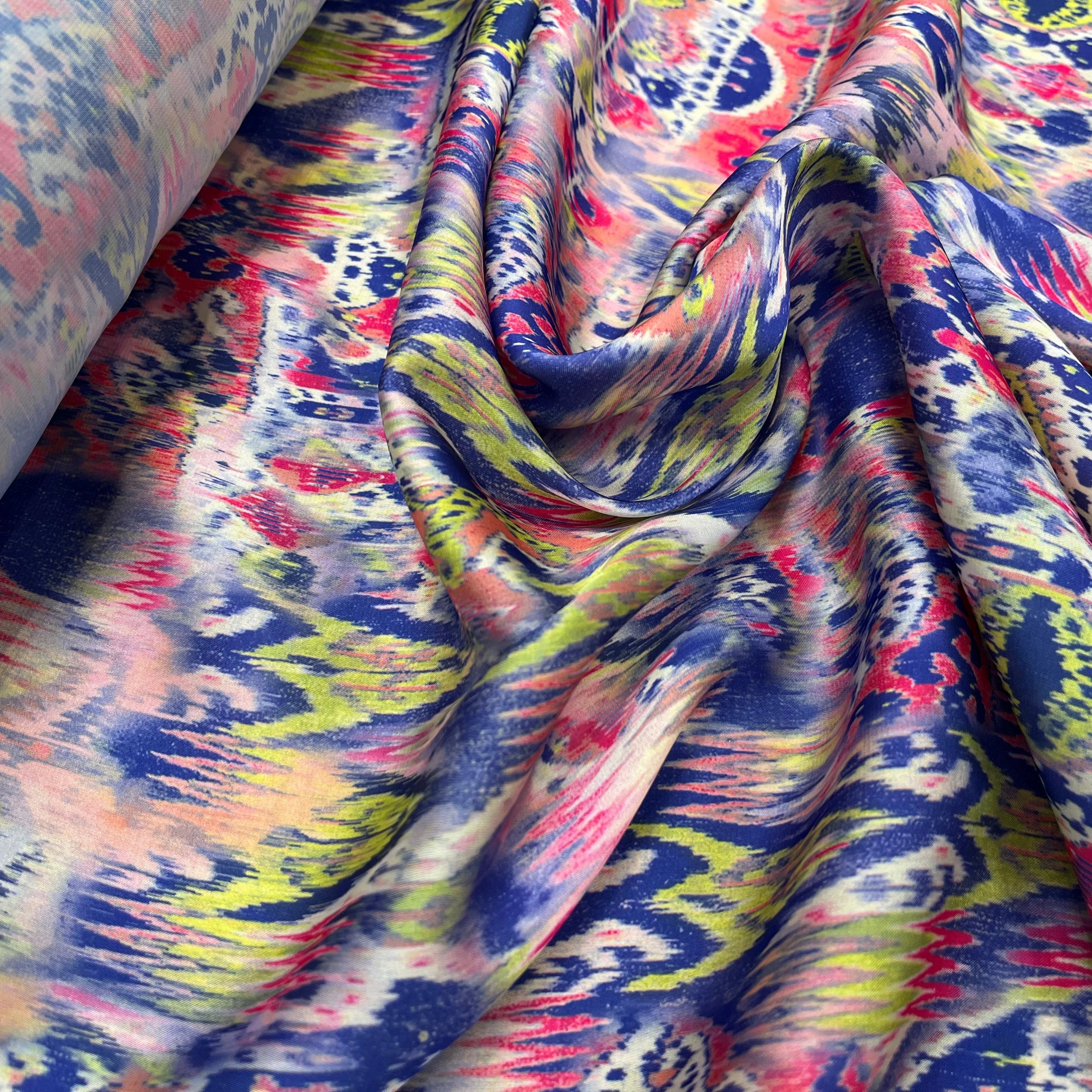 CREPE SATINÉ MOTIF TEMPLE AVEC UN OEIL TIE AND DYE - My Little Coupon