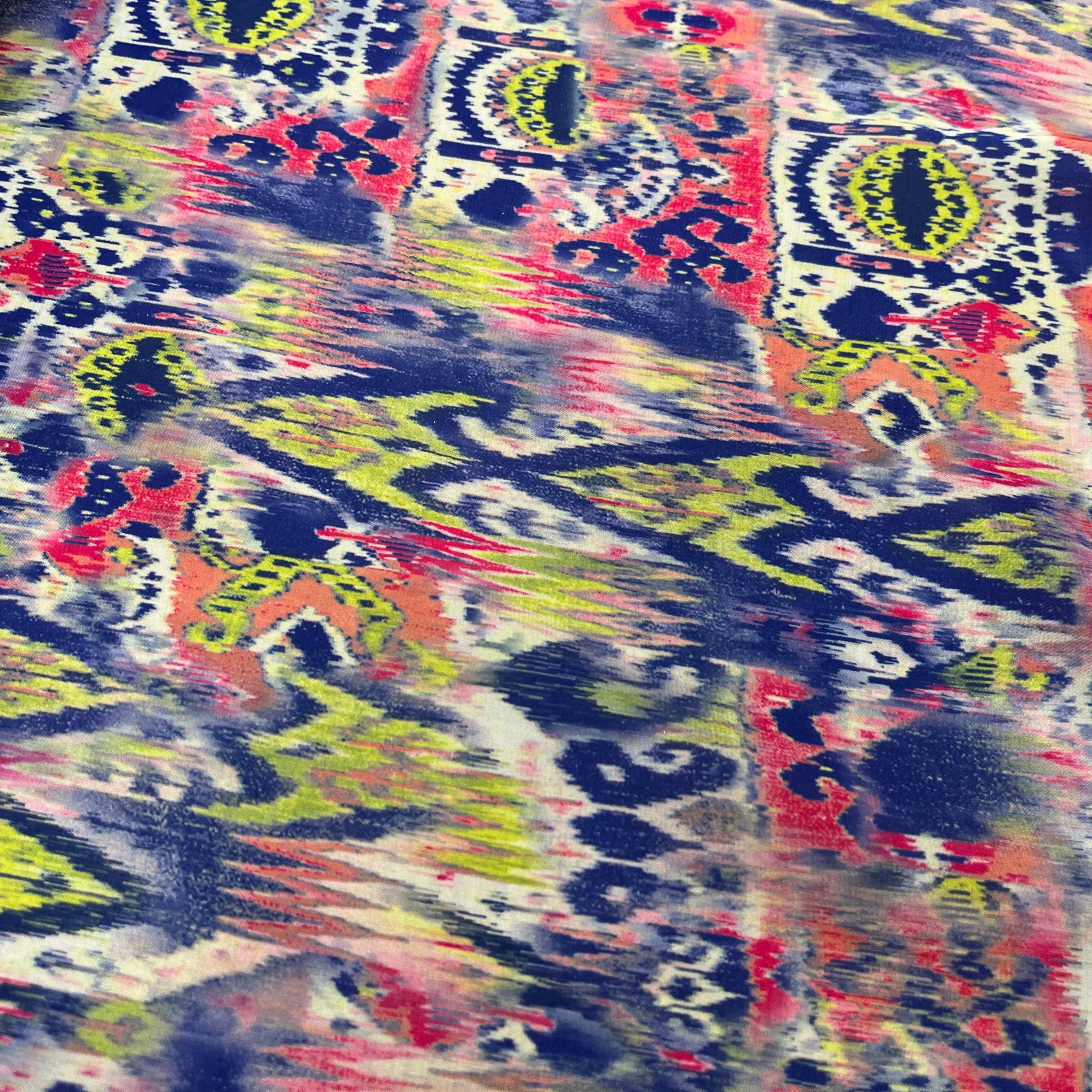 CREPE SATINÉ MOTIF TEMPLE AVEC UN OEIL TIE AND DYE - My Little Coupon