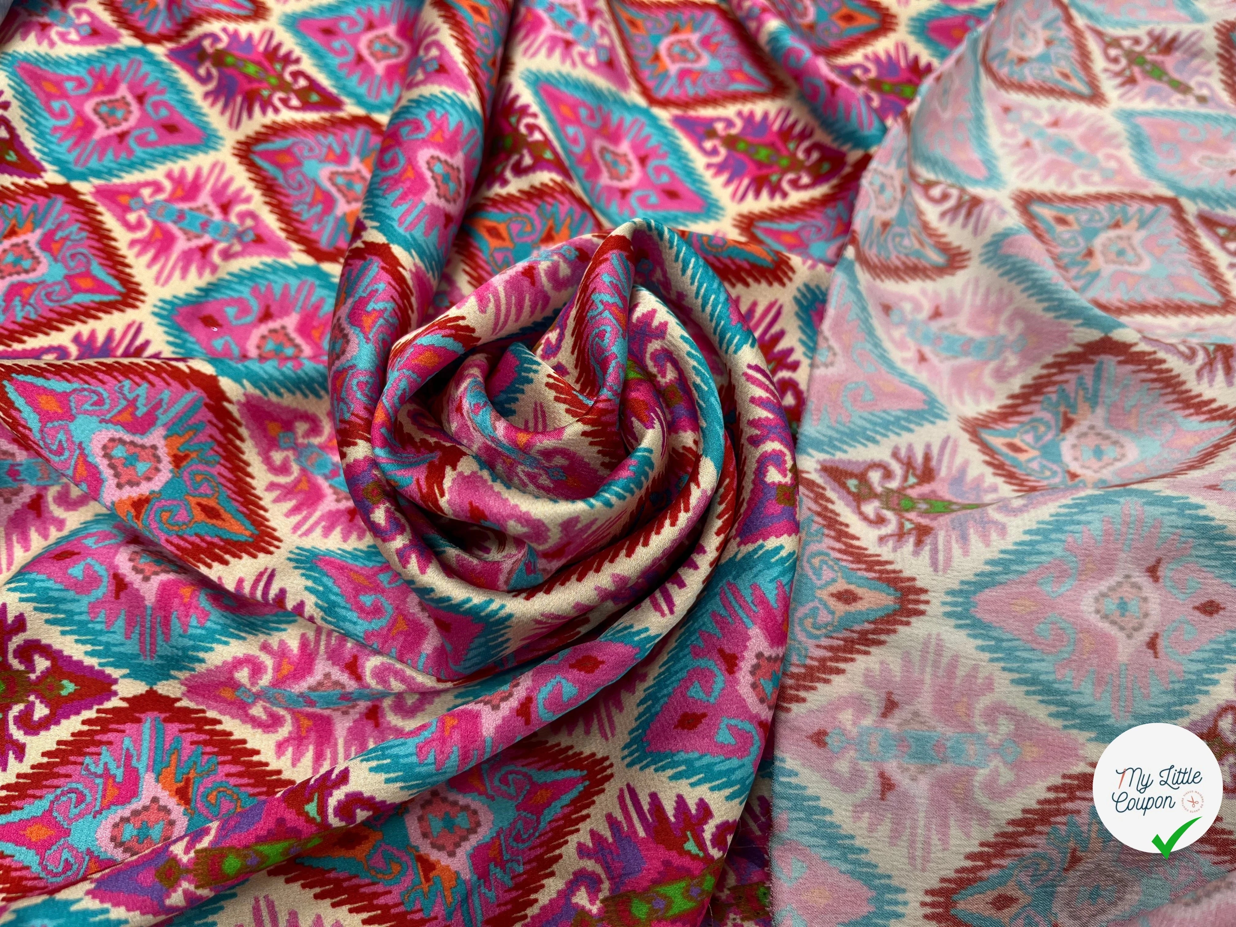 CREPE SATINÉ MOTIFS MULTICOLORES GÉOMETRIQUE - My Little Coupon