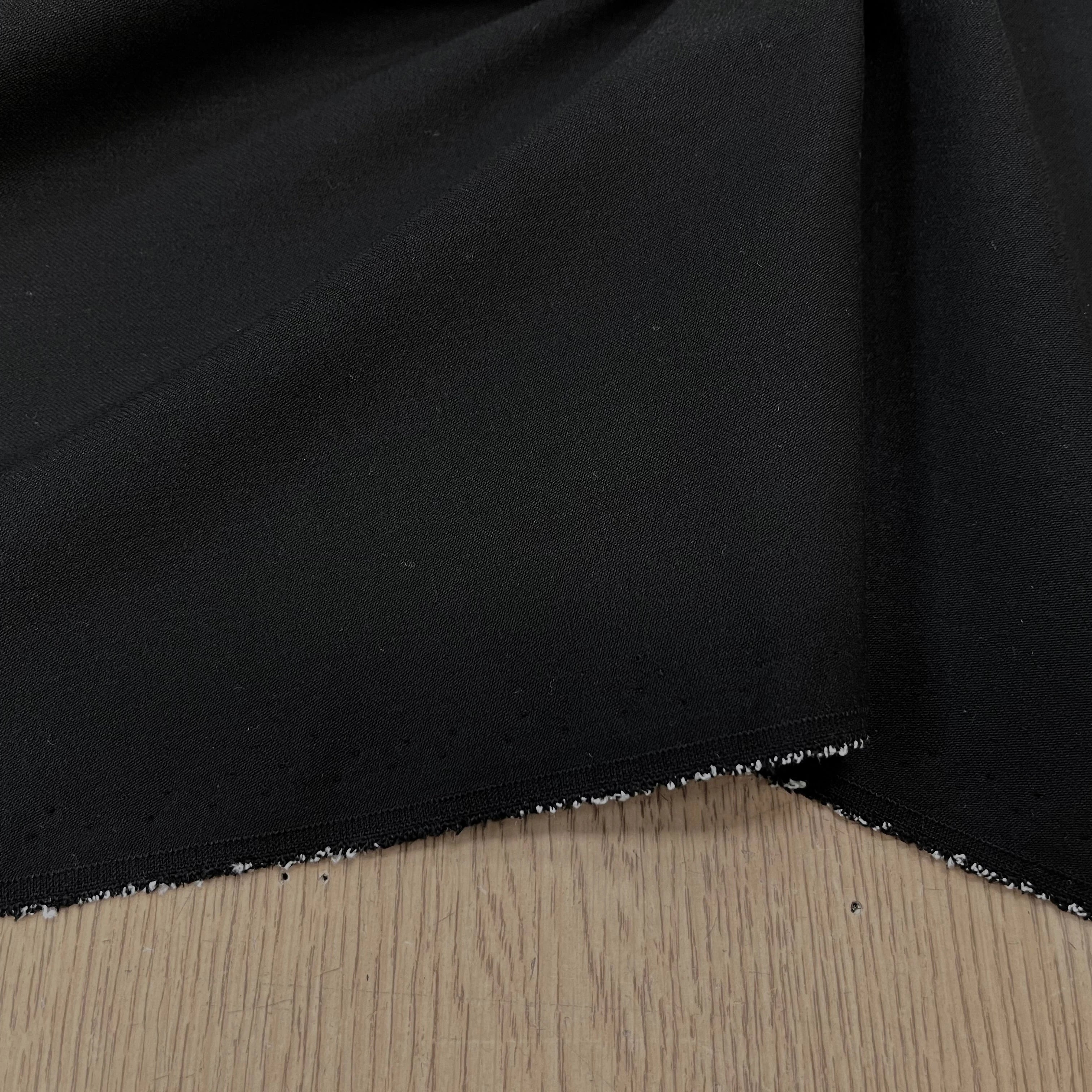 CREPE SEMI LOURD POLYESTER NOIR & STRETCH - My Little Coupon