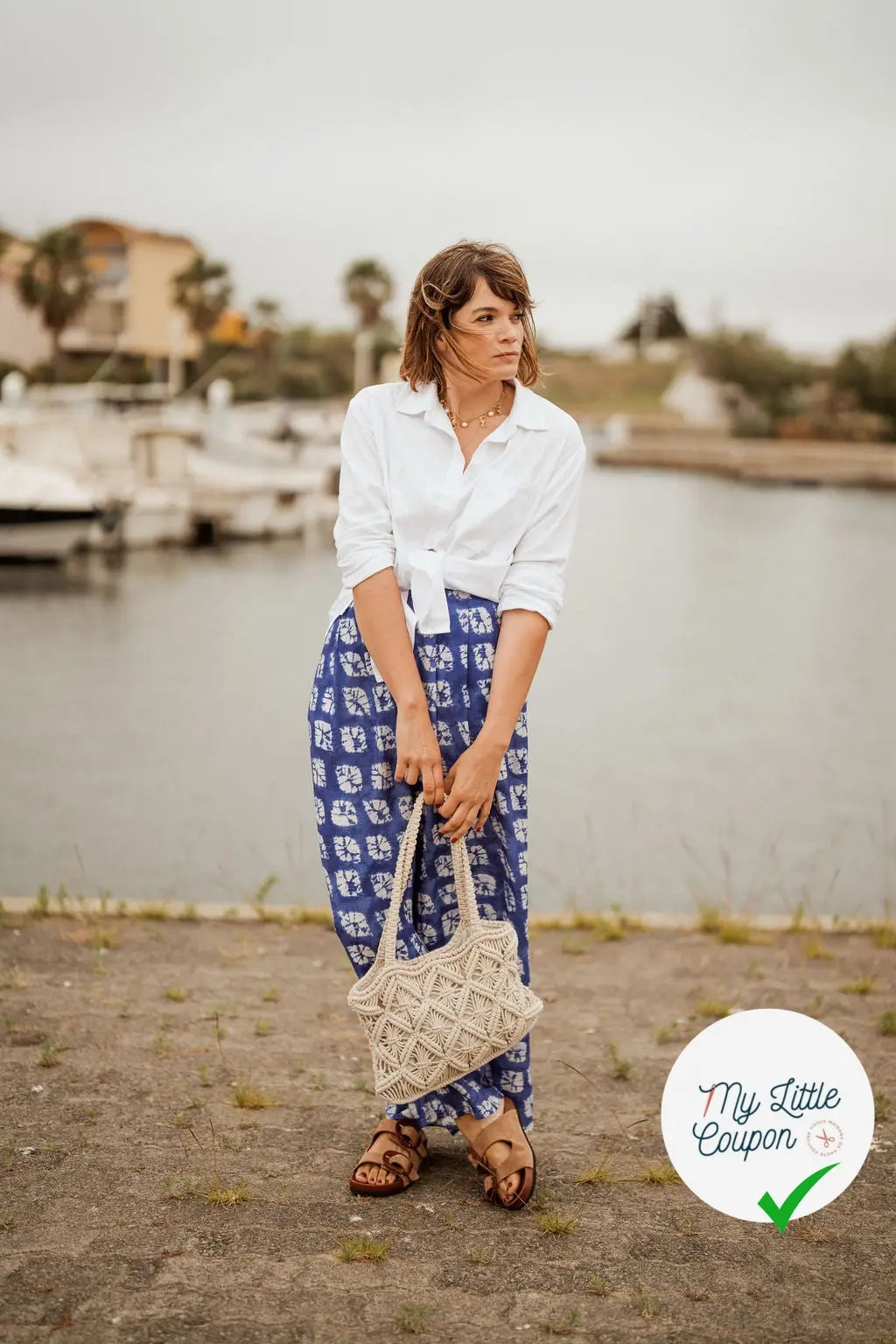 CREPE SHIBORI FOND BLEU SUPERBE TENUE - My Little Coupon