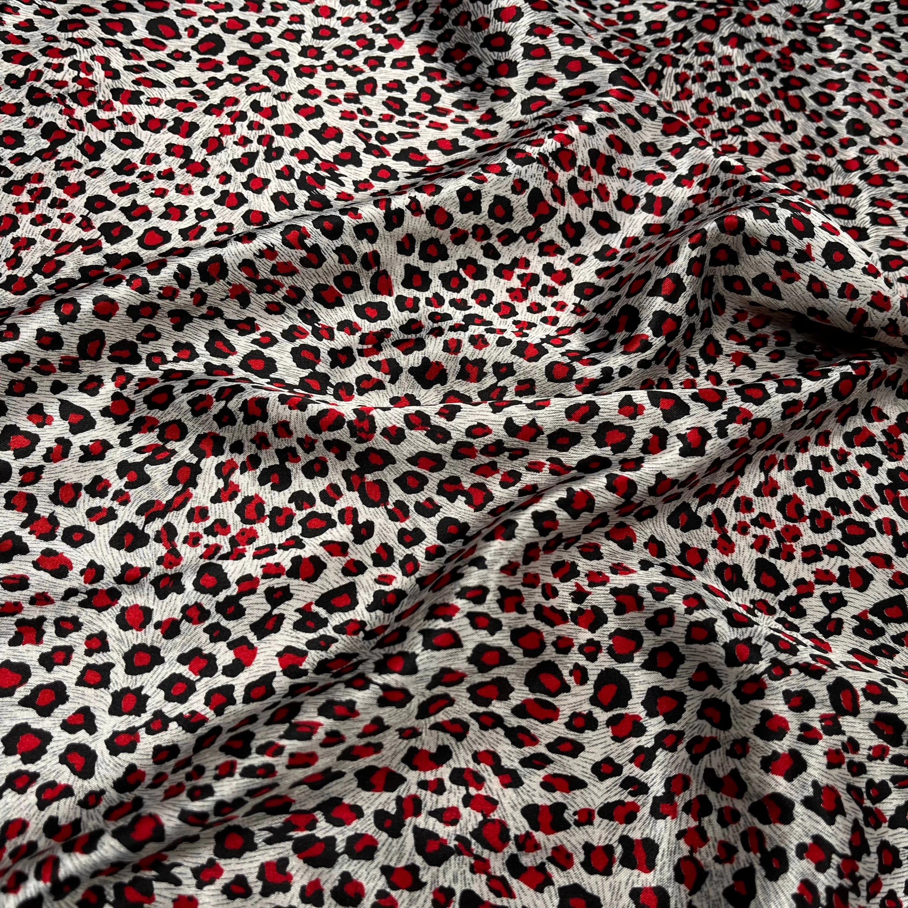 CREPE STINÉ POLYESTER IMPRIMÉ MOTIF ANIMAL LÉOPARD - My Little Coupon