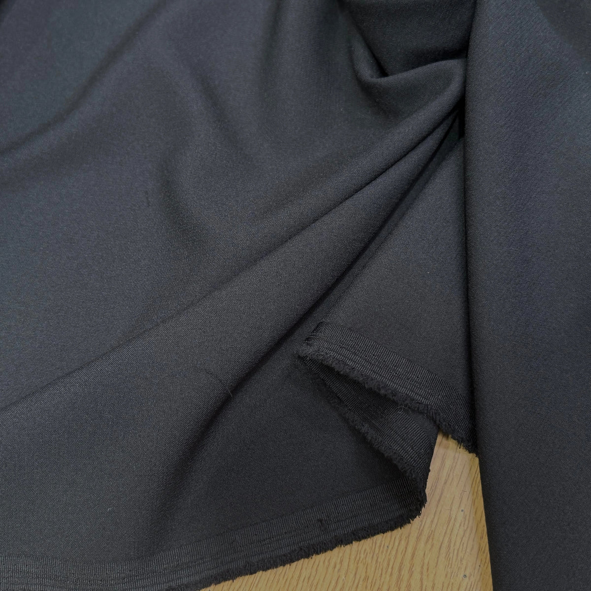 CREPE TENUE LOURDE NOIR - My Little Coupon