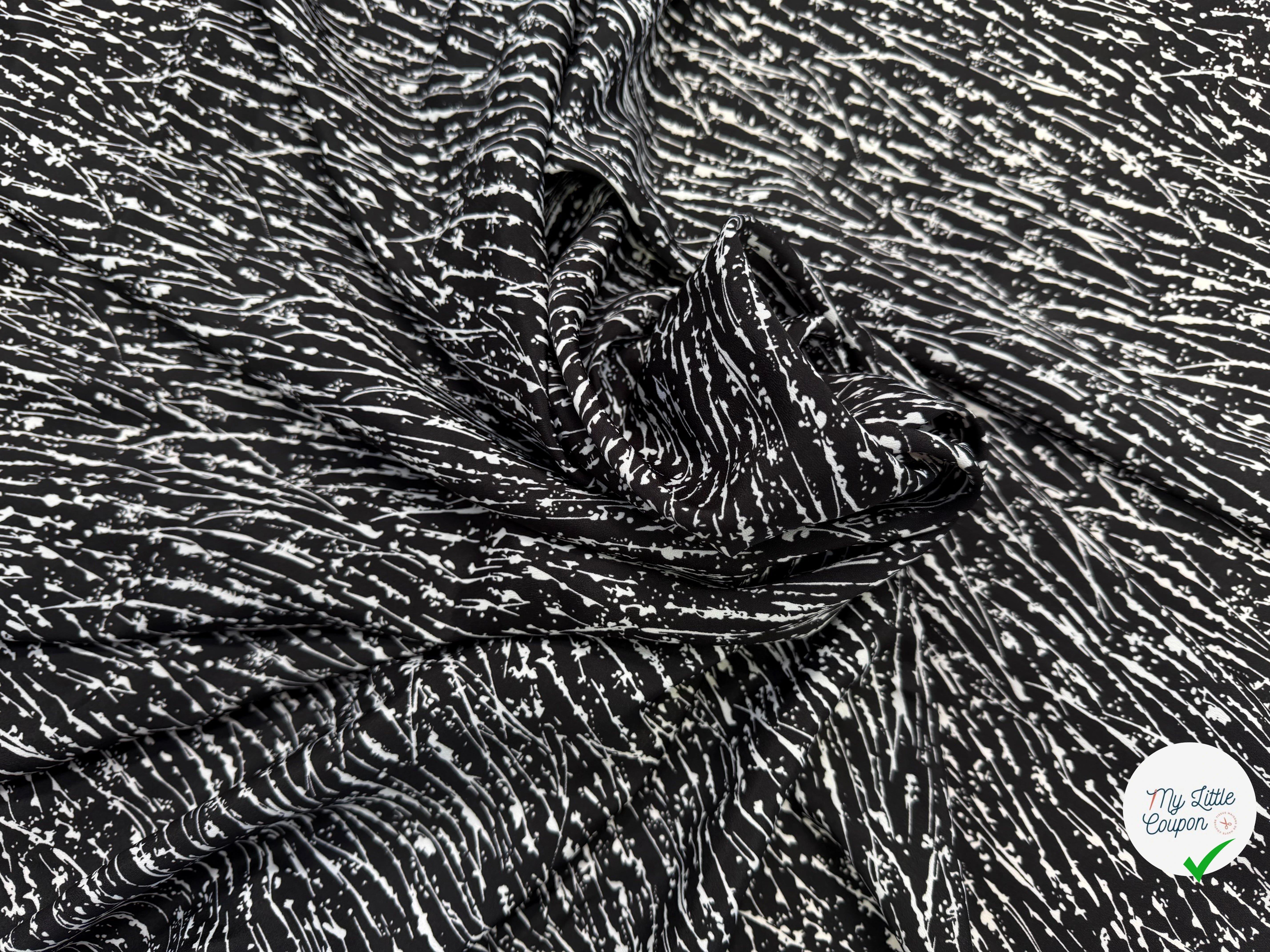 CREPE TRÈS LEGEREMENT TEXTURÉ PLUIE PEINTURE BLANCHE SUR FOND NOIR - My Little Coupon