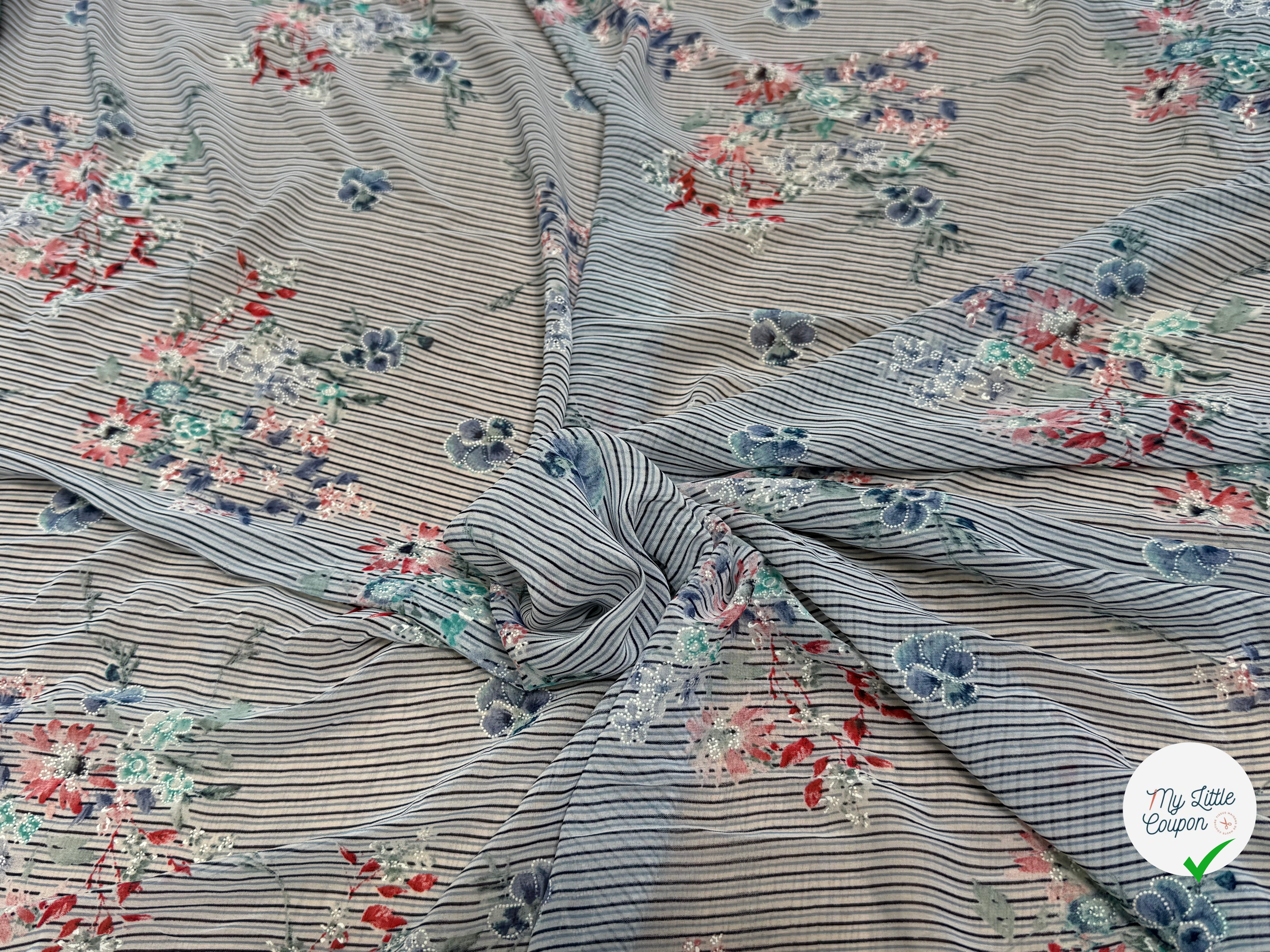 CREPE ULTRA FIN FOND BLANC À RAYURES MOTIFS FLORAUX BLEUS - My Little Coupon