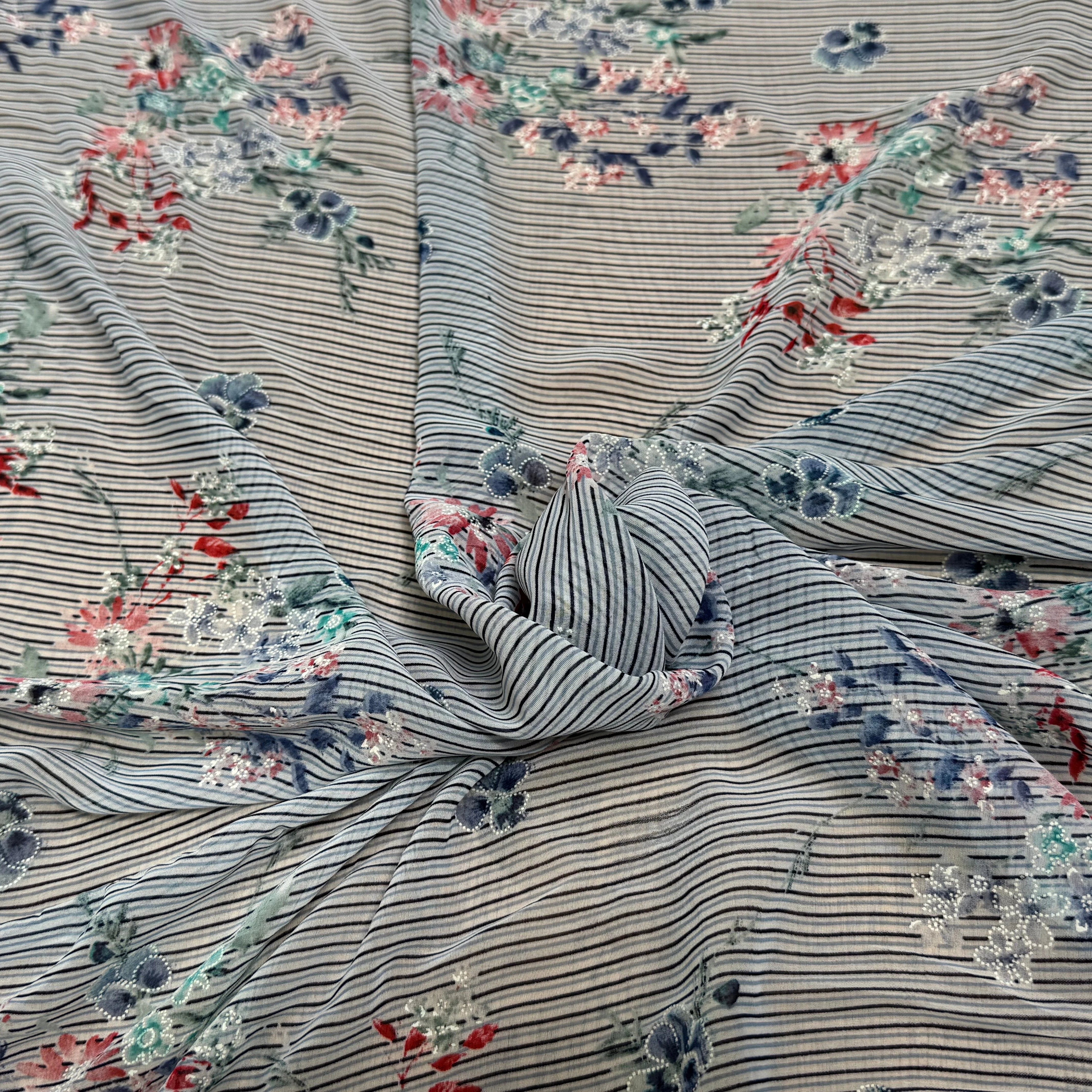 CREPE ULTRA FIN FOND BLANC À RAYURES MOTIFS FLORAUX BLEUS - My Little Coupon
