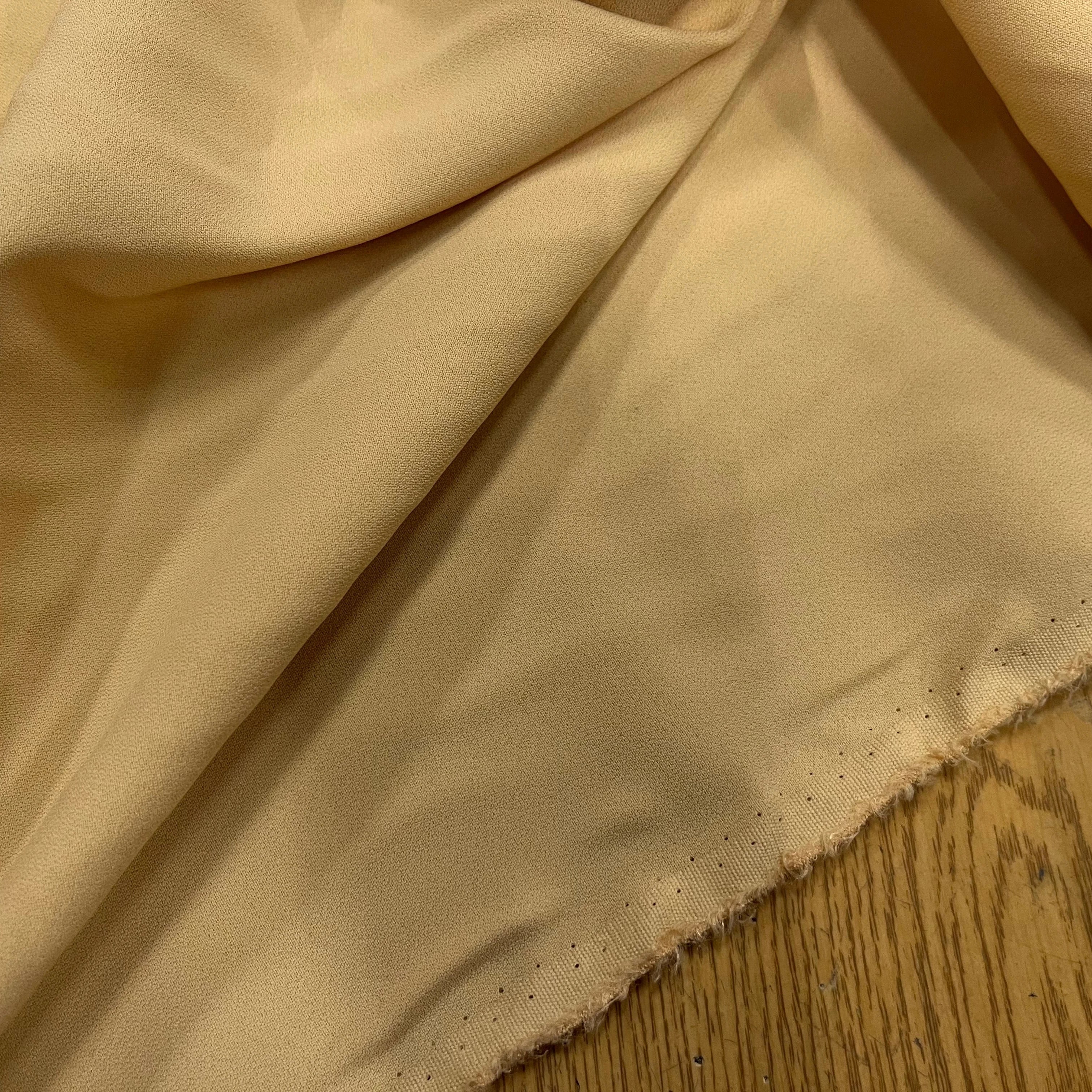 CREPE VISCOSE BEIGE 135CM - My Little Coupon