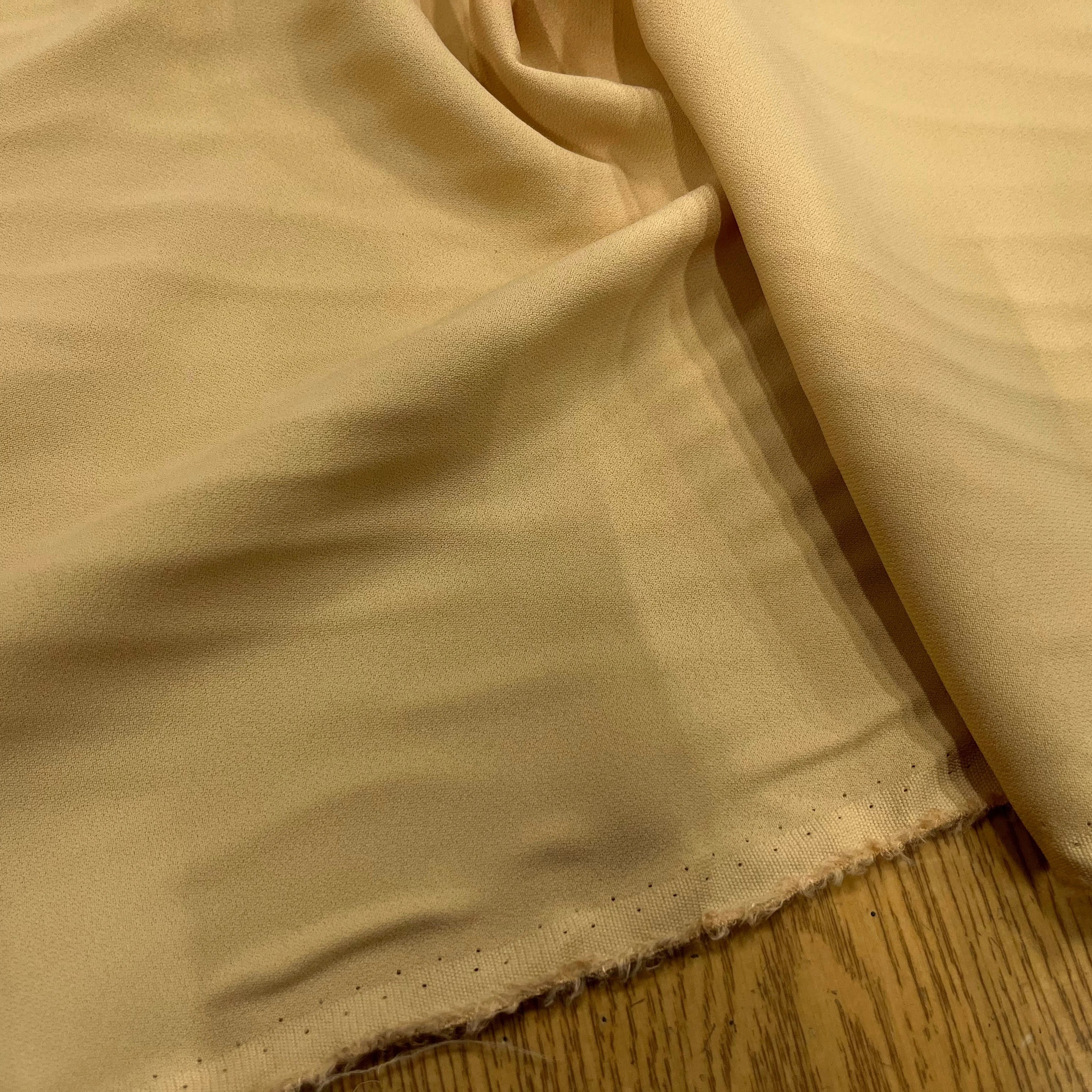 CREPE VISCOSE BEIGE 135CM - My Little Coupon