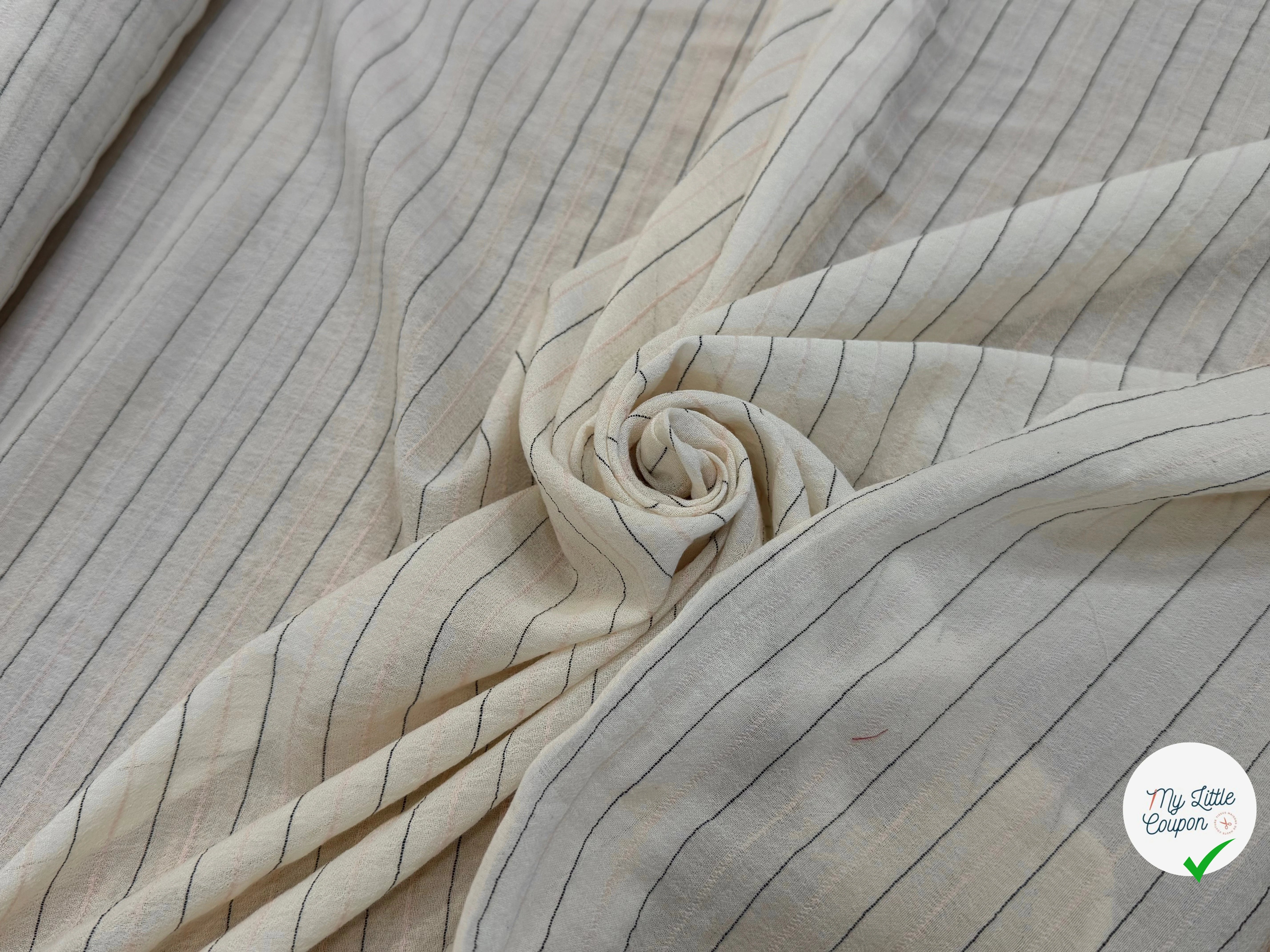 CREPE VISCOSE ÉCRU FINES RAYURES ROSE NOIR - My Little Coupon